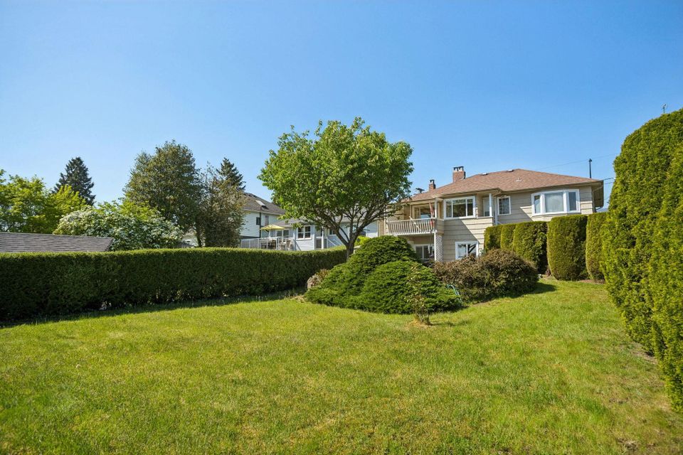 657-e-keith-road-queensbury-north-vancouver-02