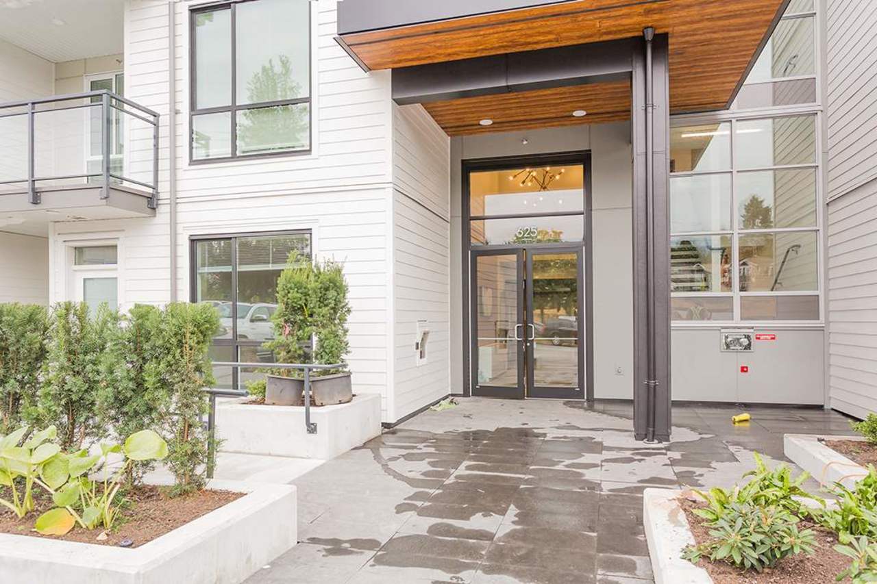 625-e-3rd-street-lower-lonsdale-north-vancouver-14 at 105 - 625 E 3rd Street, Lower Lonsdale, North Vancouver 625-e-3rd-street-lower-lonsdale-north-vancouver-14 at 105 - 625 E 3rd Street, Lower Lonsdale, North Vancouver