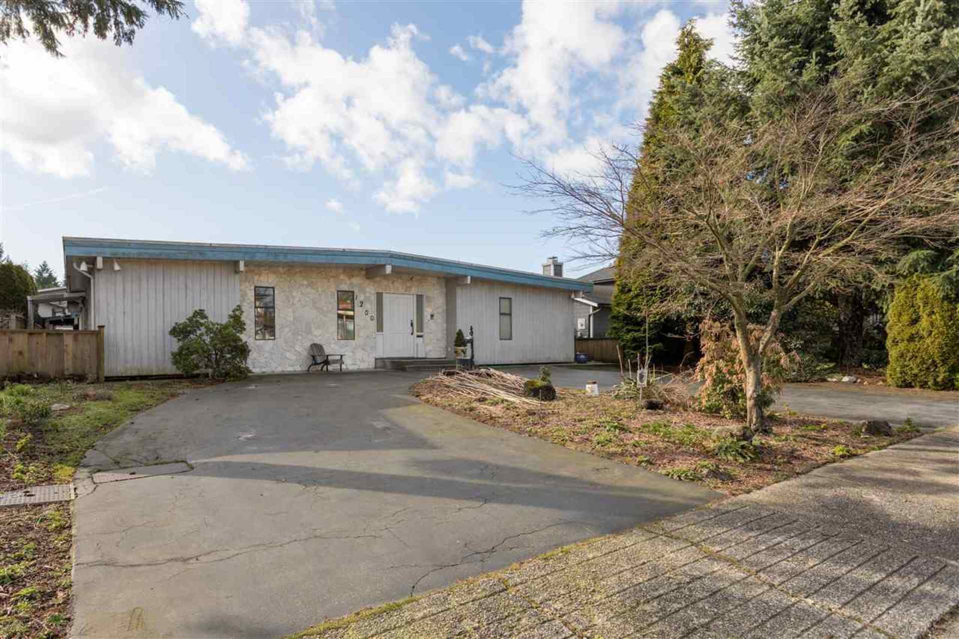 1200-cottonwood-avenue-central-coquitlam-coquitlam-01 at 1200 Cottonwood Avenue, Central Coquitlam, Coquitlam