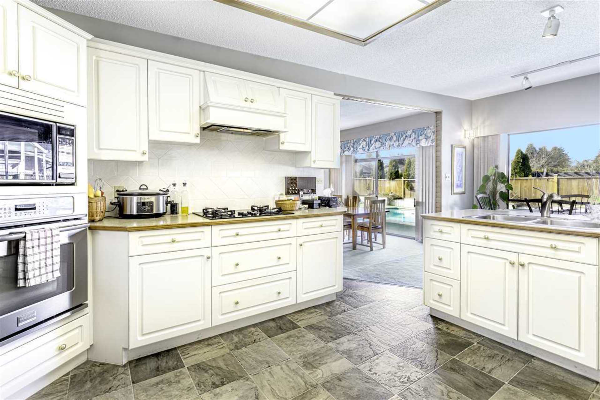 1200-cottonwood-avenue-central-coquitlam-coquitlam-06 at 1200 Cottonwood Avenue, Central Coquitlam, Coquitlam