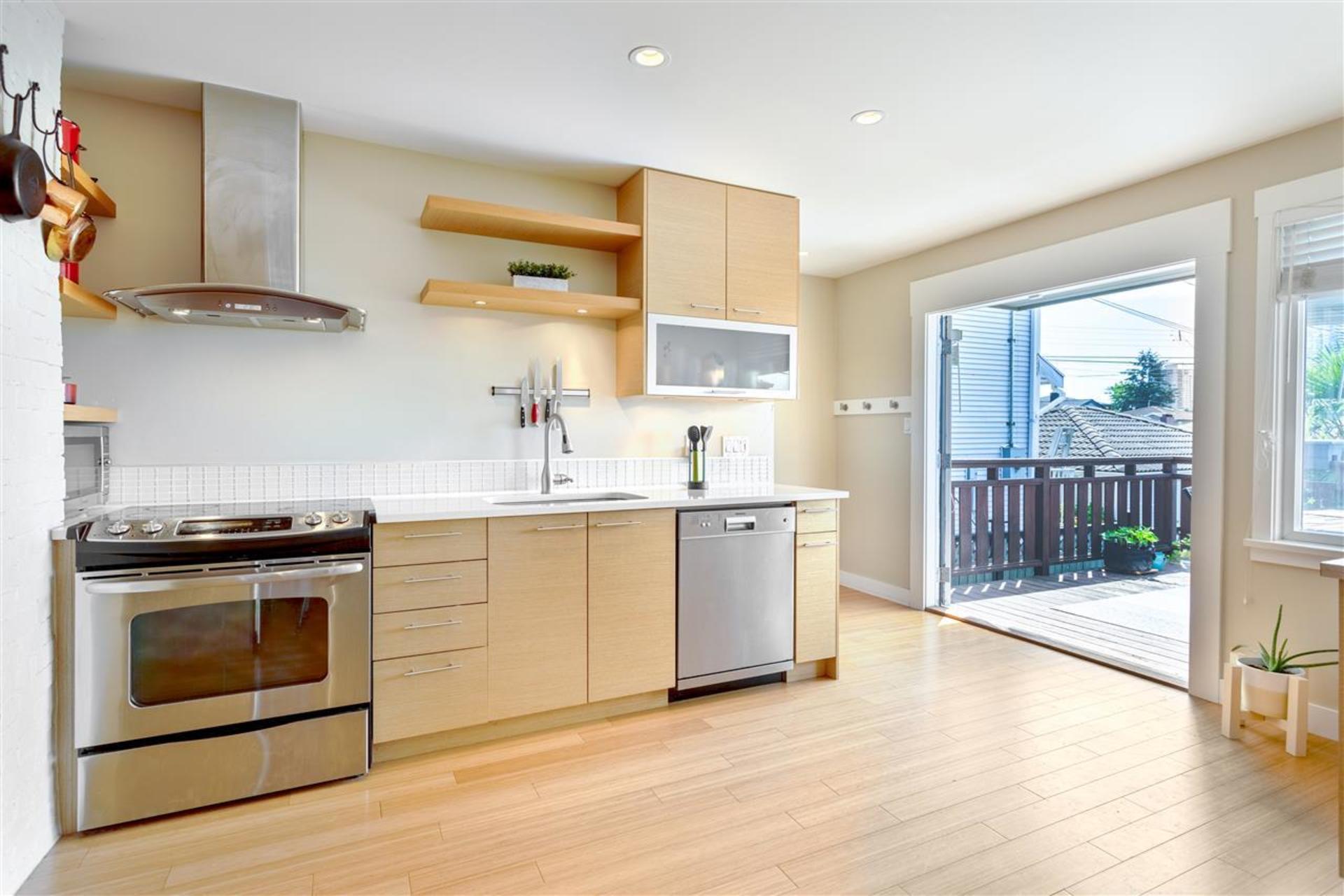 3912-parker-street-willingdon-heights-burnaby-north-05 at 3912 Parker Street, Willingdon Heights, Burnaby North