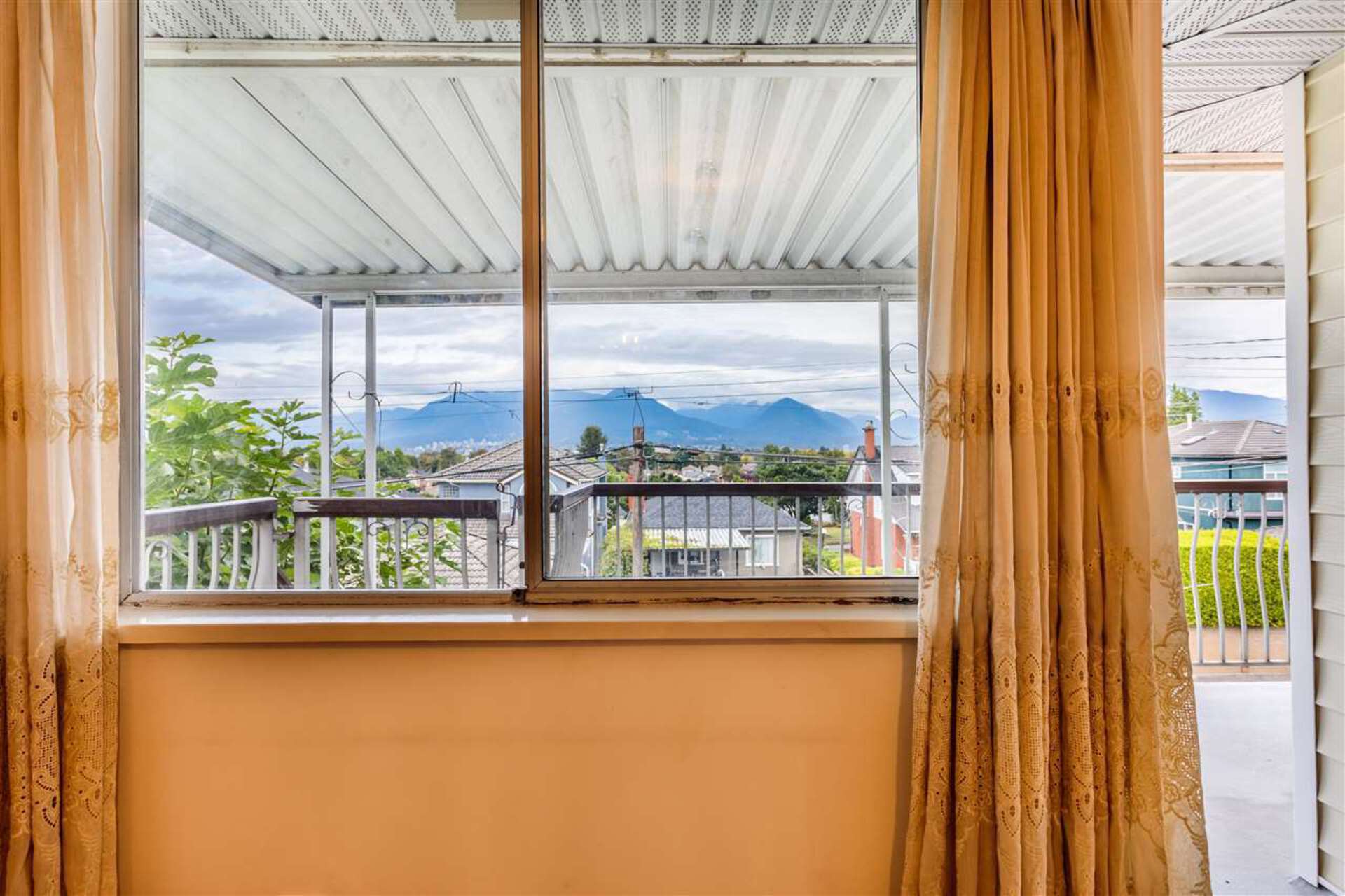 2675-e-5th-avenue-renfrew-ve-vancouver-east-14 at 2675 E 5th Avenue, Renfrew VE, Vancouver East