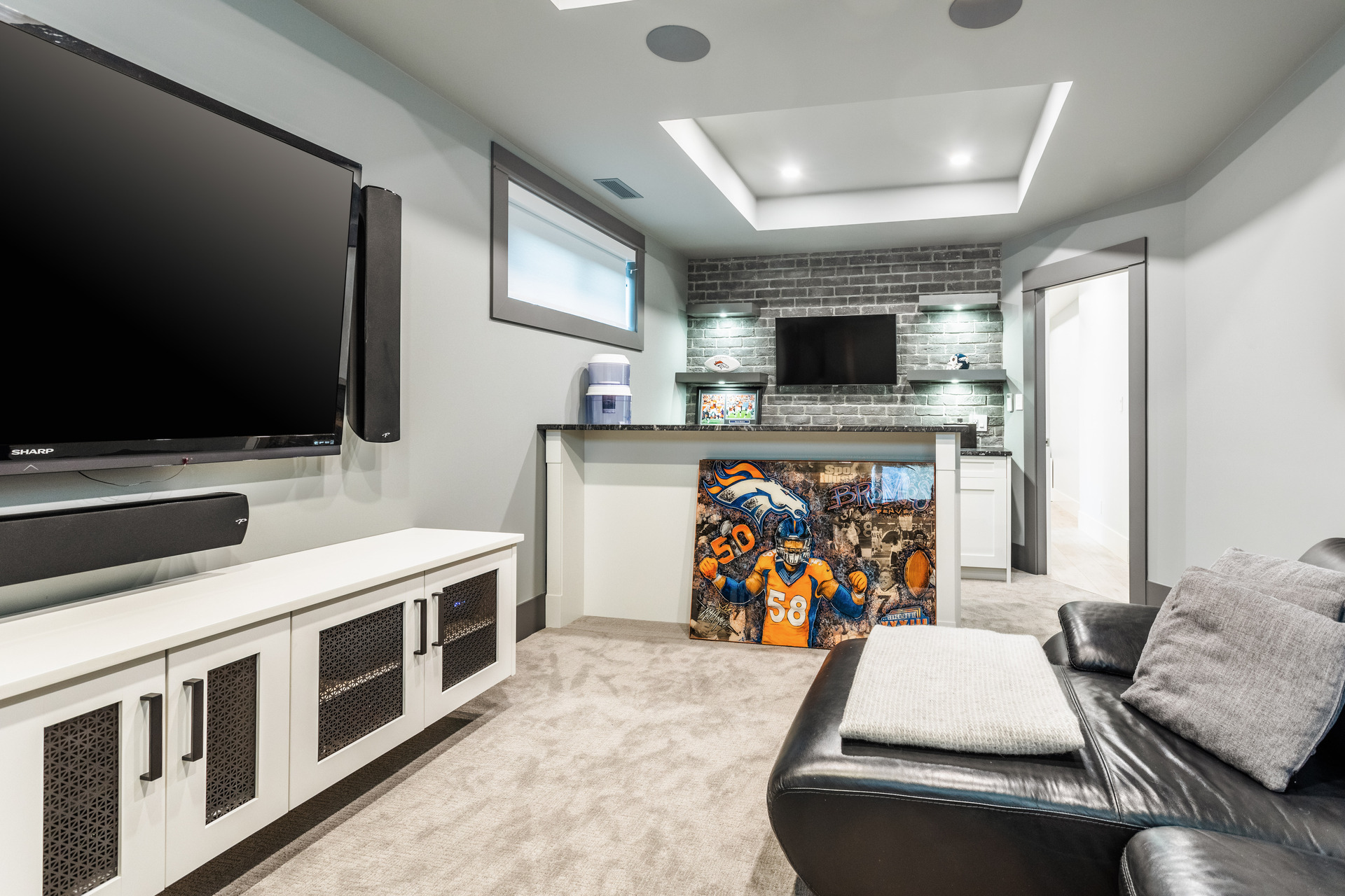 bb19 at 4207 Graveley Street, Willingdon Heights, Burnaby North