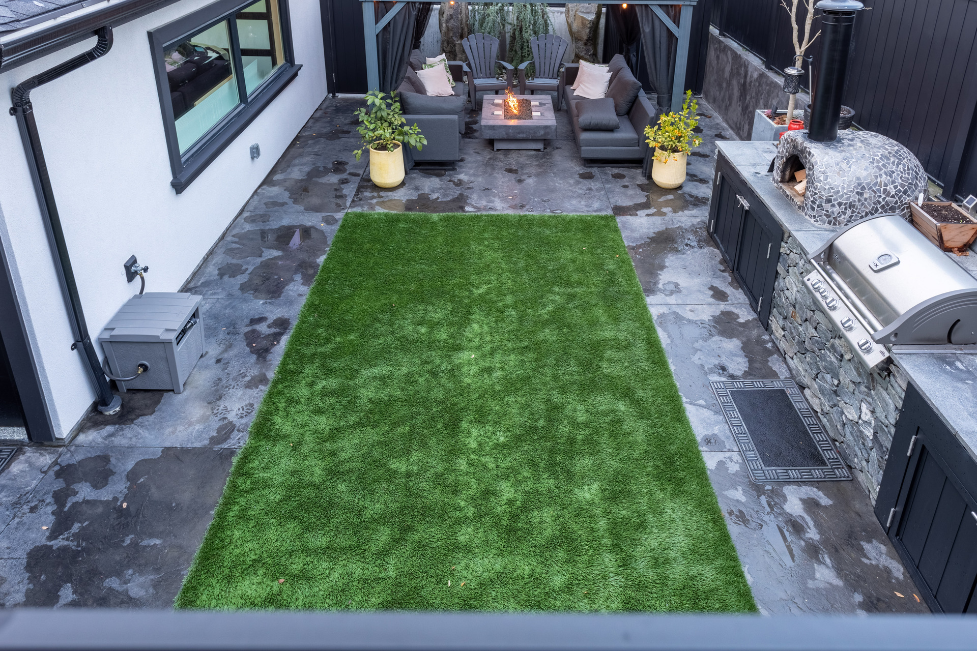 bb29 at 4207 Graveley Street, Willingdon Heights, Burnaby North