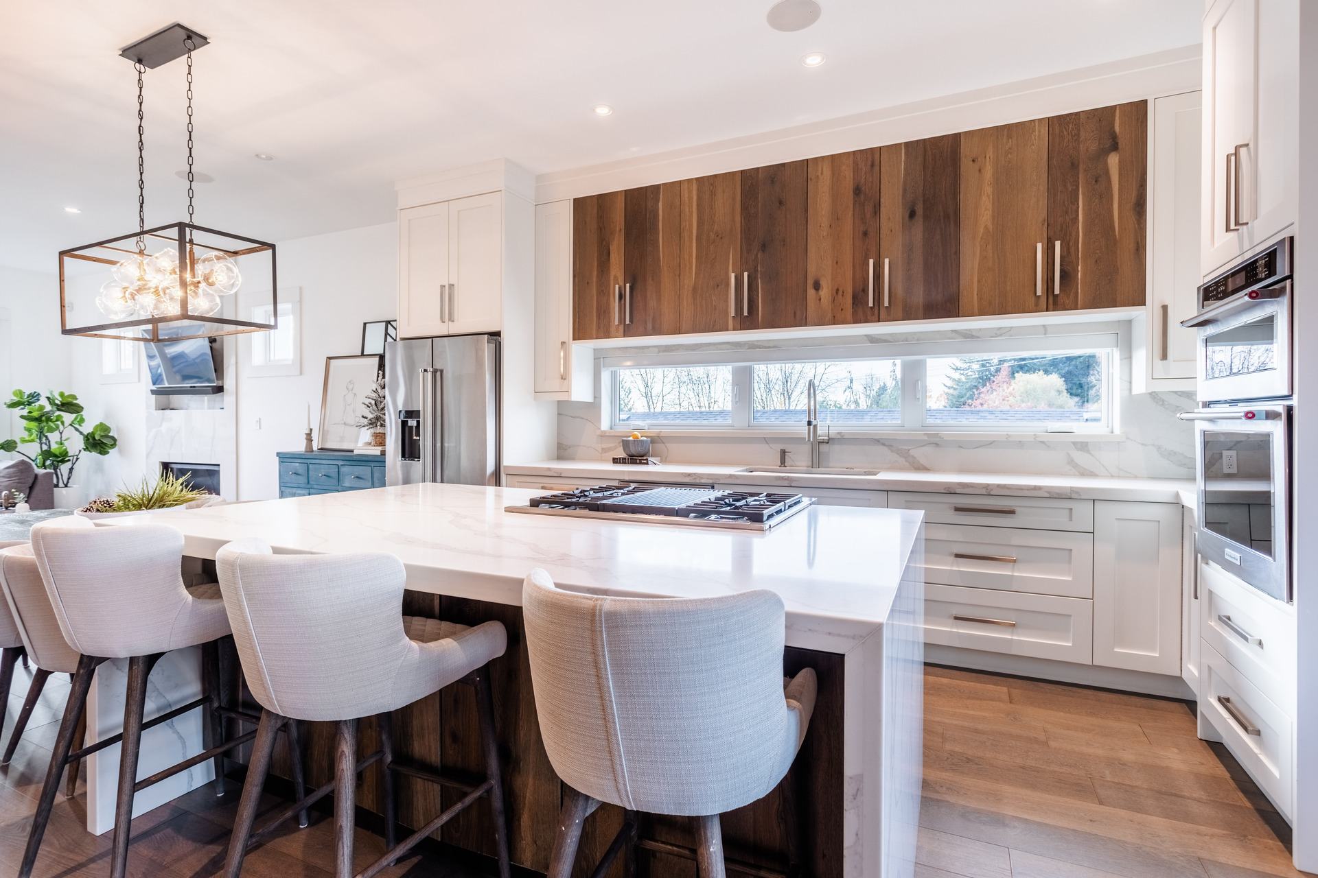 bb3 at 4207 Graveley Street, Willingdon Heights, Burnaby North