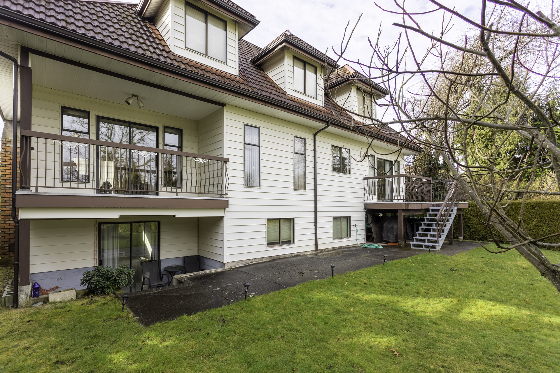 mcs2 at 959 Macintosh Street, Harbour Chines, Coquitlam