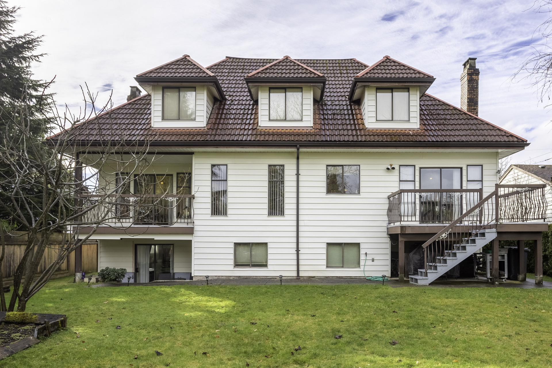 mcs25 at 959 Macintosh Street, Harbour Chines, Coquitlam