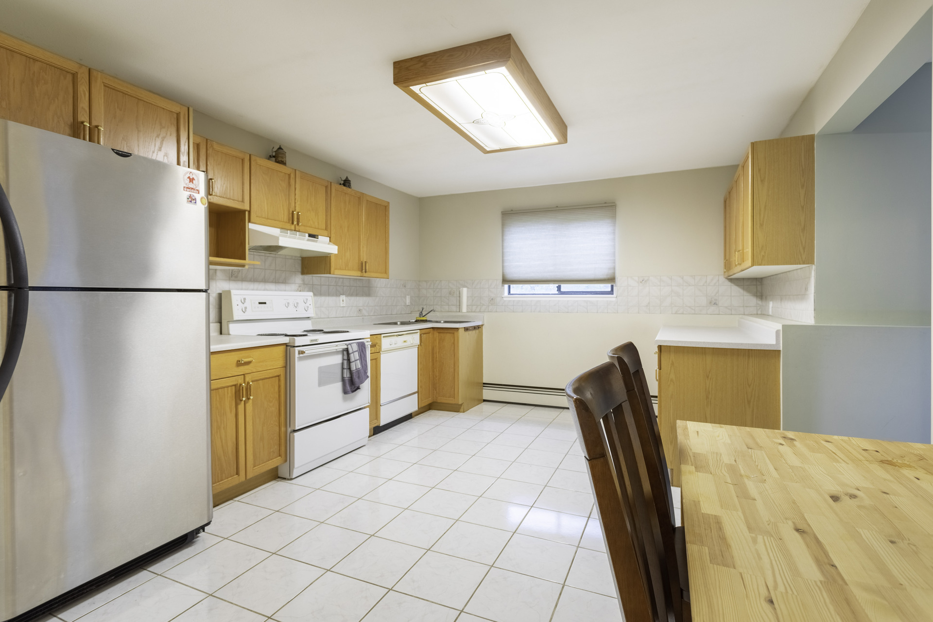 mcs3 at 959 Macintosh Street, Harbour Chines, Coquitlam