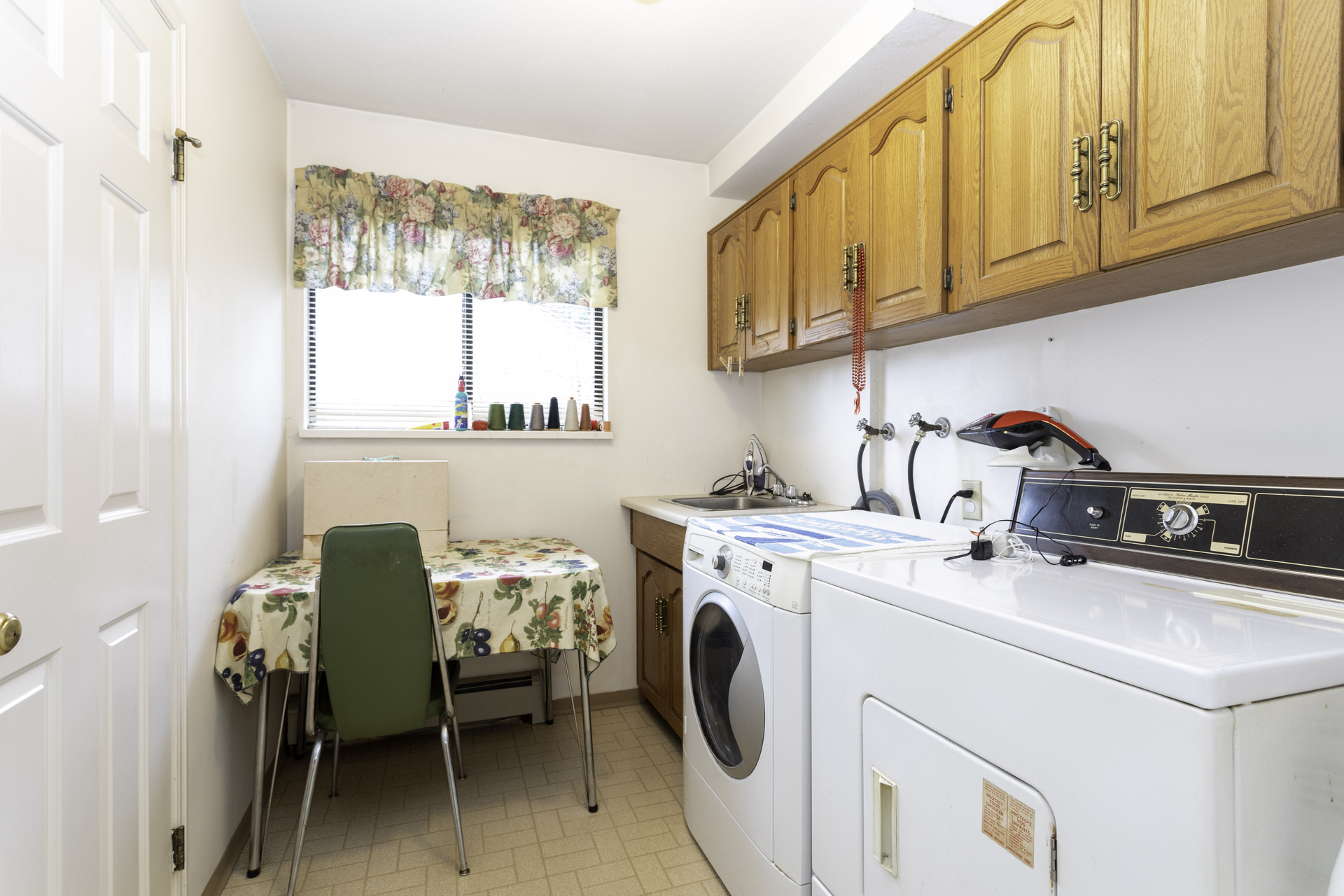 mcs9 at 959 Macintosh Street, Harbour Chines, Coquitlam