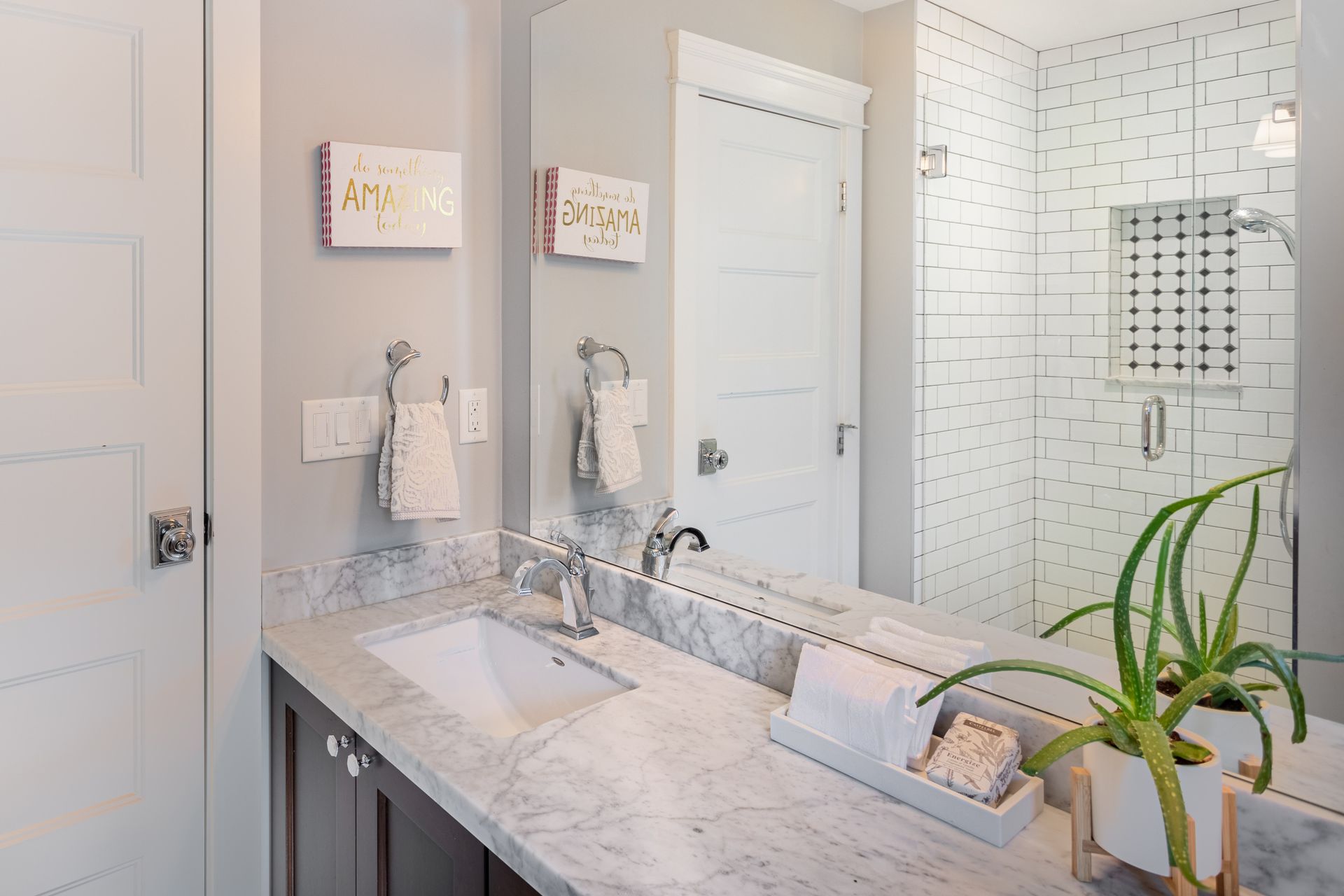 tev6 at 1139 Lily Street, Grandview Woodland, Vancouver East