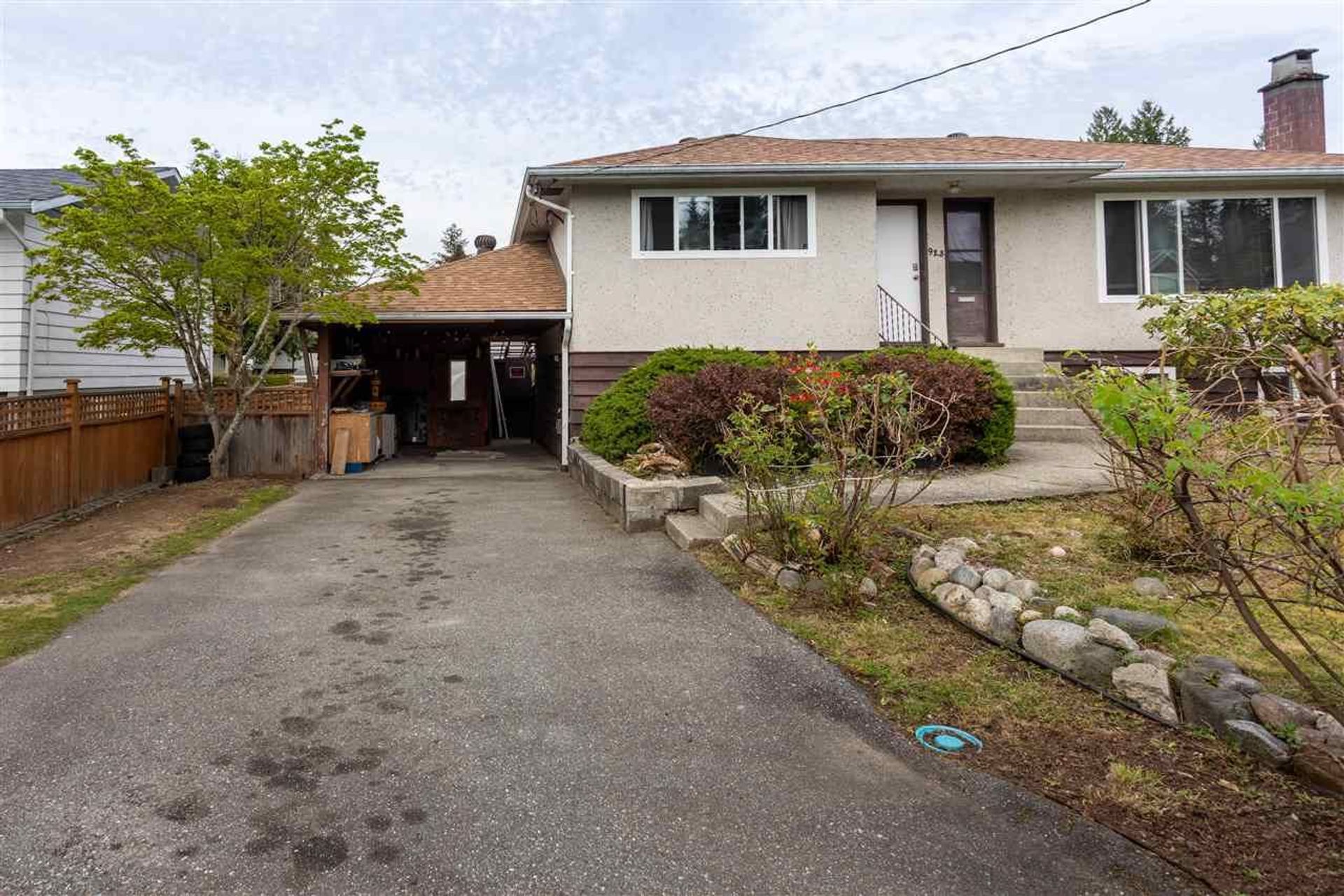 923-smith-avenue-coquitlam-west-coquitlam-02 at 923 Smith Avenue, Coquitlam West, Coquitlam