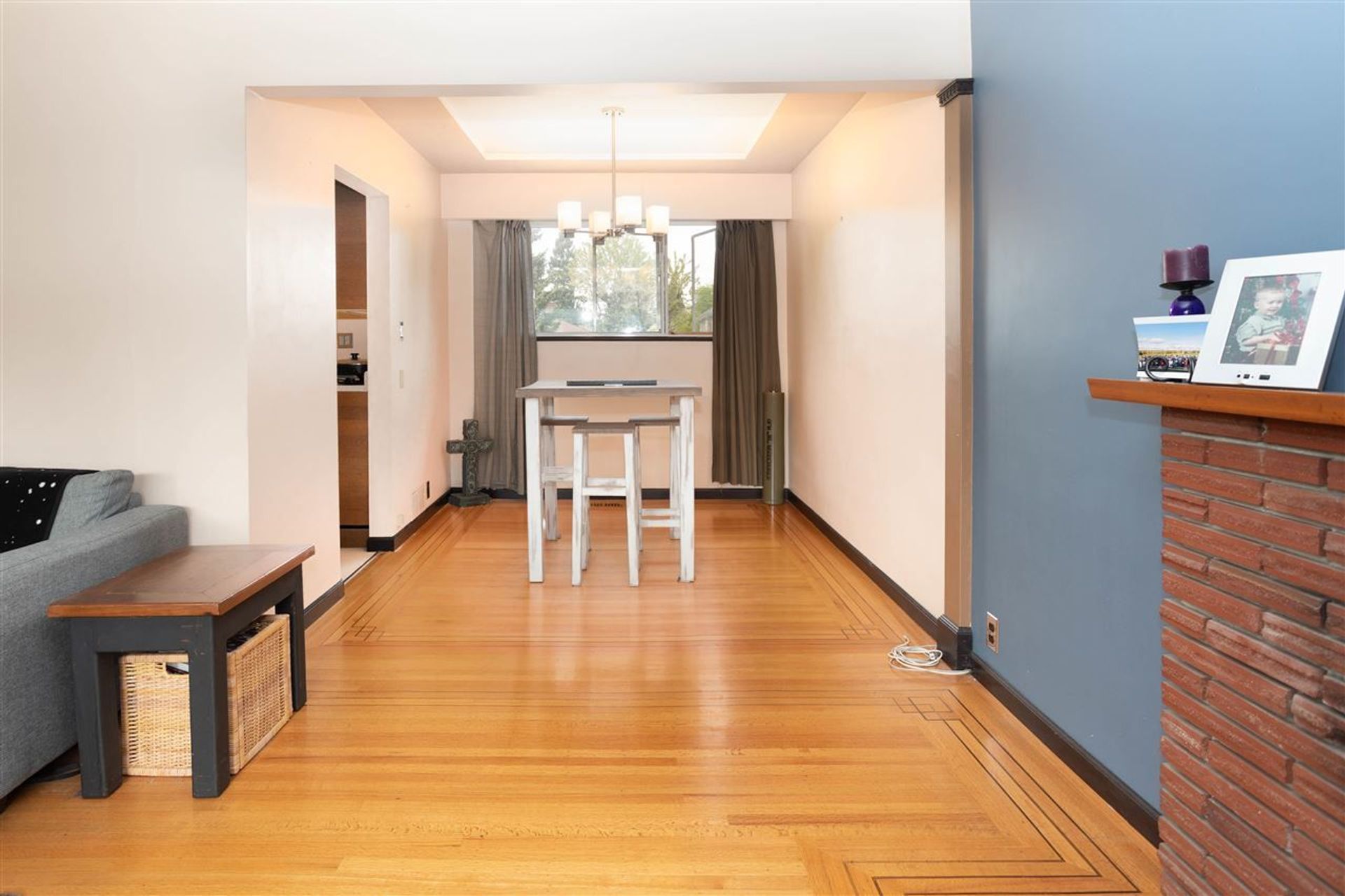 923-smith-avenue-coquitlam-west-coquitlam-05 at 923 Smith Avenue, Coquitlam West, Coquitlam
