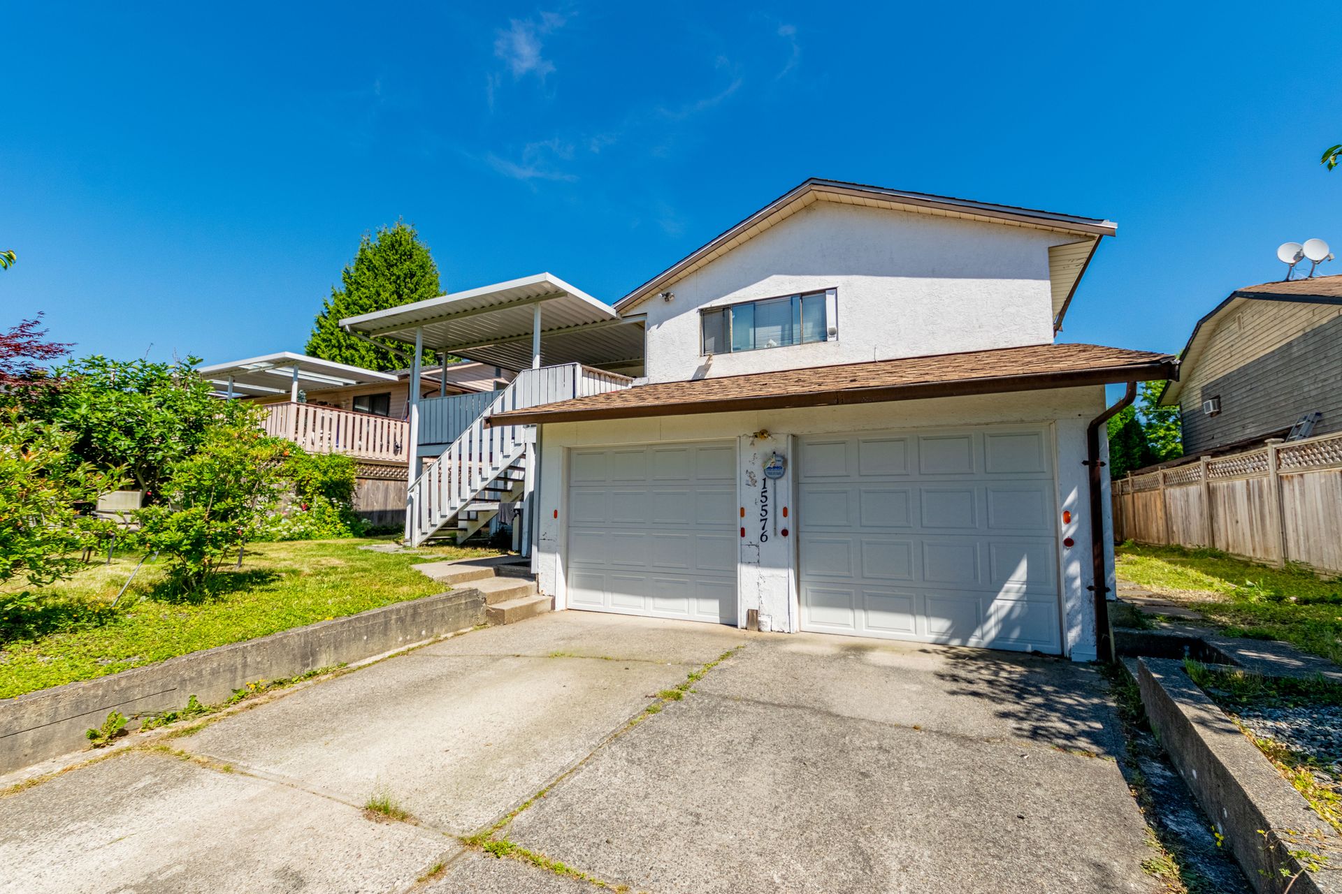 10 at 15576 100 Avenue, Guildford, North Surrey