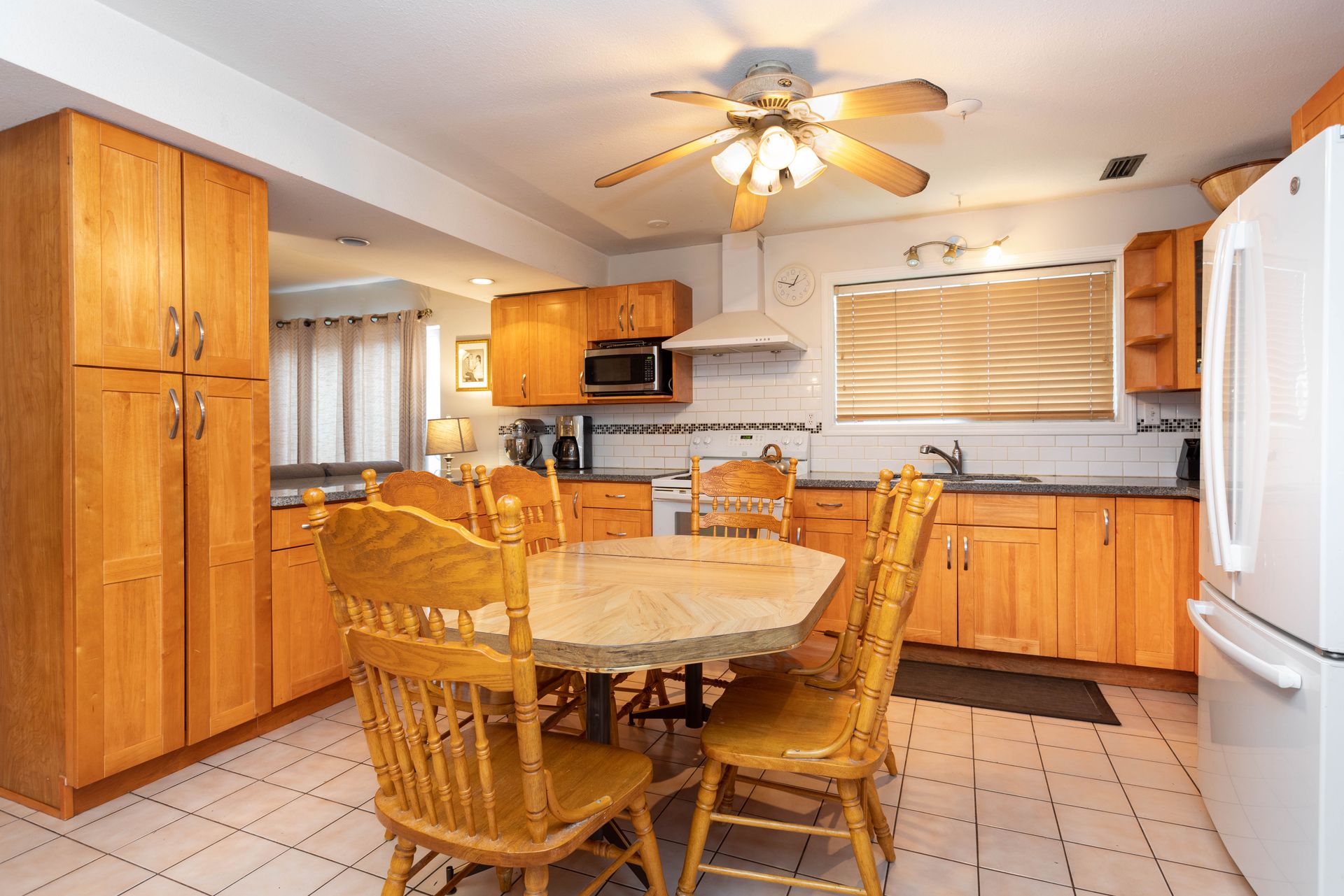 w9 at 1281 Yarmouth Street, Citadel PQ, Port Coquitlam