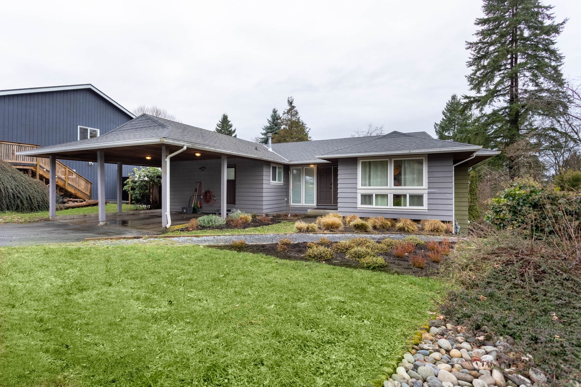 ed40 at 179 Edward Crescent, Port Moody Centre, Port Moody