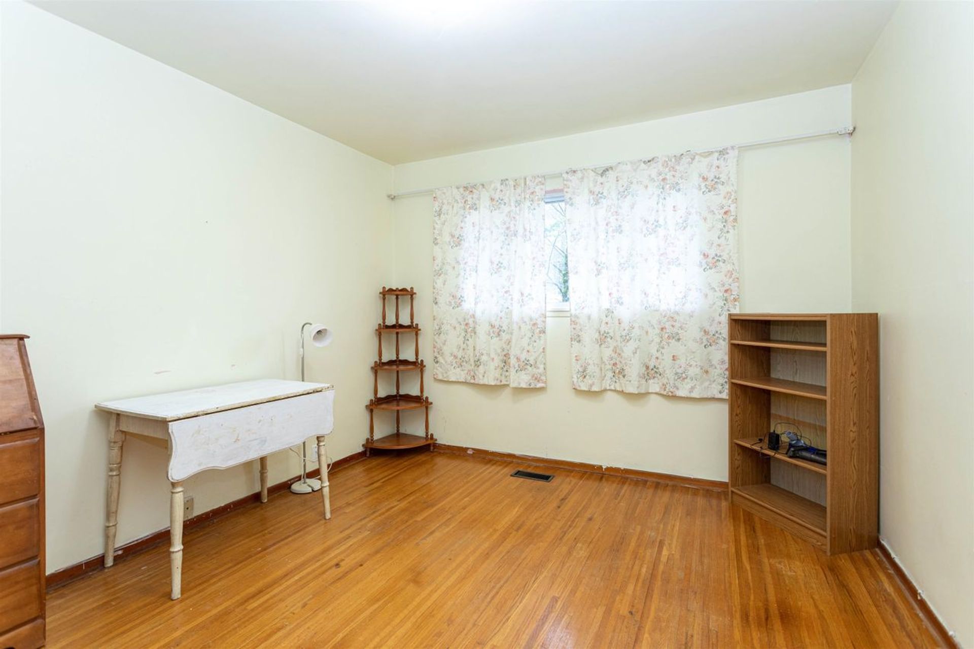 6511-balmoral-street-highgate-burnaby-south-08 at 6511 Balmoral Street, Highgate, Burnaby South