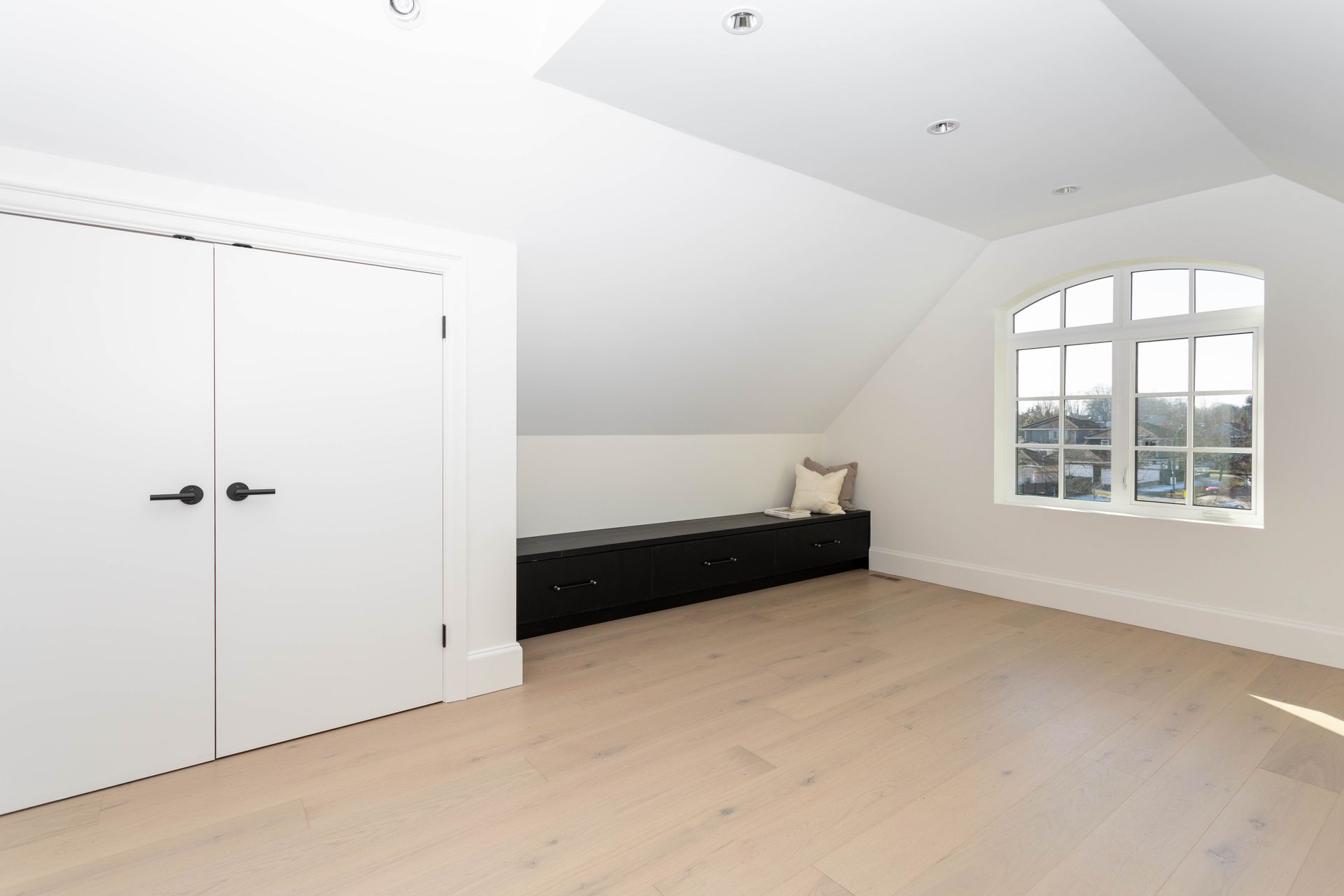 dxs37 at 986 Renfrew Street, Renfrew VE, Vancouver East
