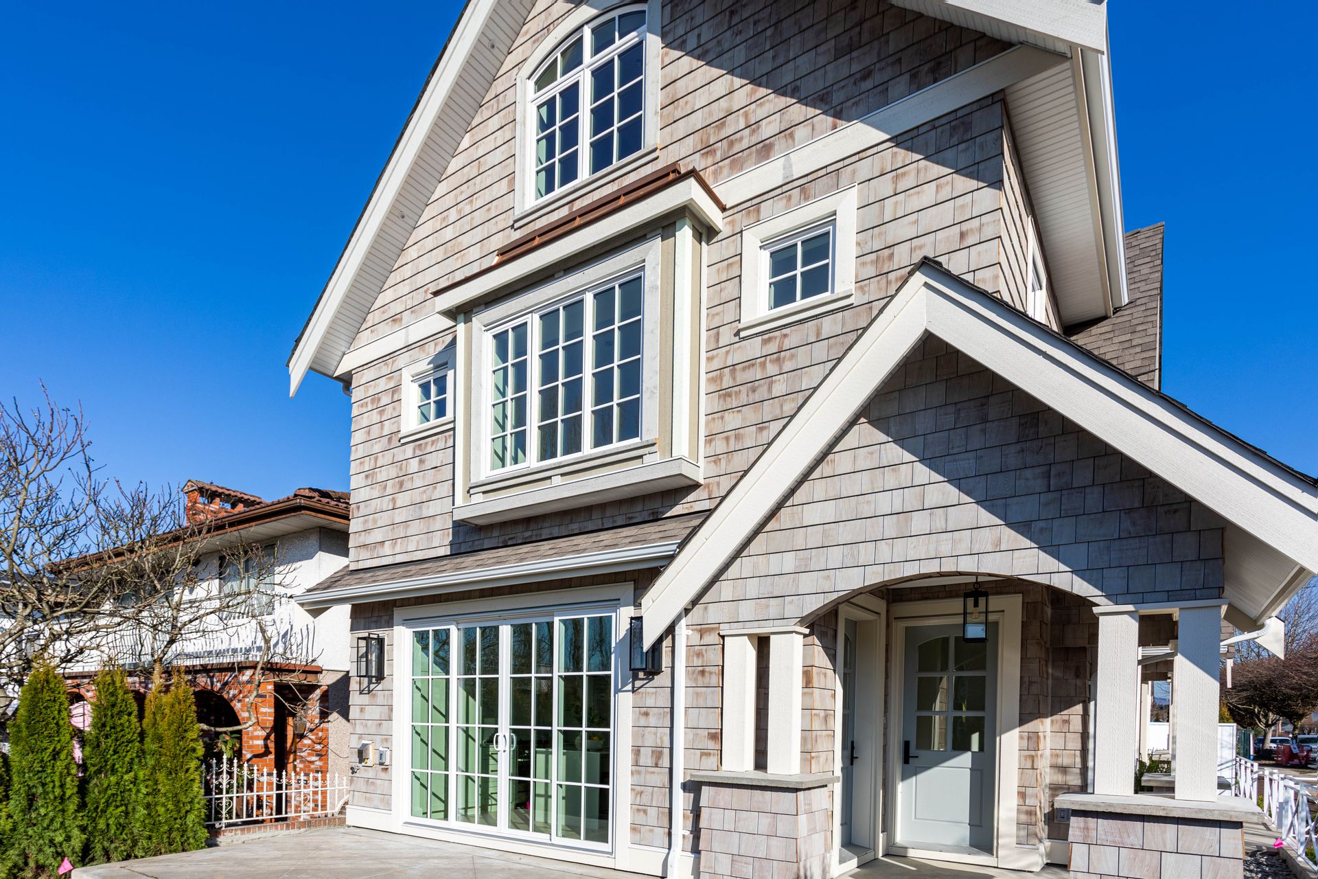 dxs4 at 986 Renfrew Street, Renfrew VE, Vancouver East
