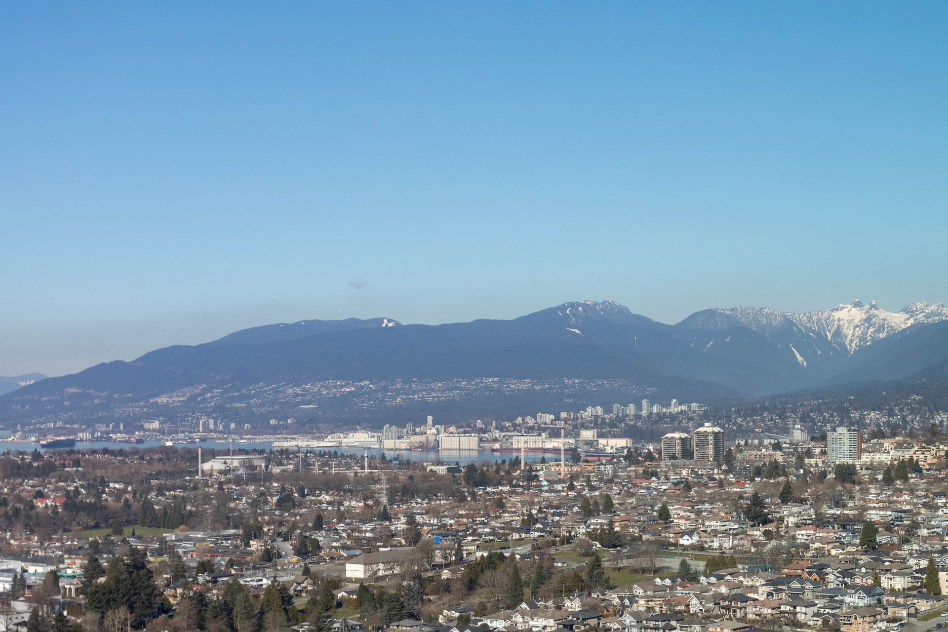 solo5 at 3701 - 4485 Skyline Drive, Brentwood Park, Burnaby North