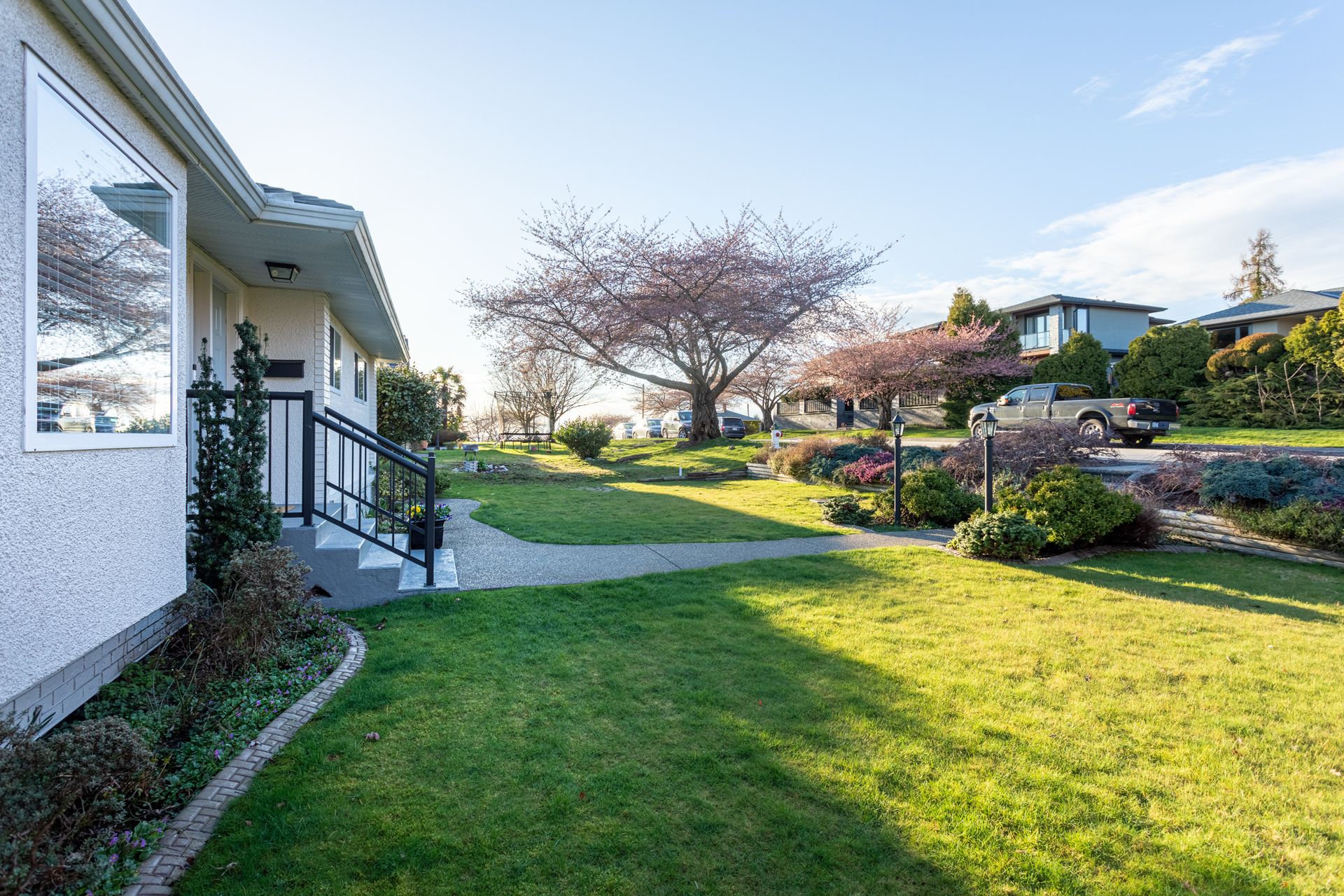 ch19 at 5892 Charles Street, Burnaby North