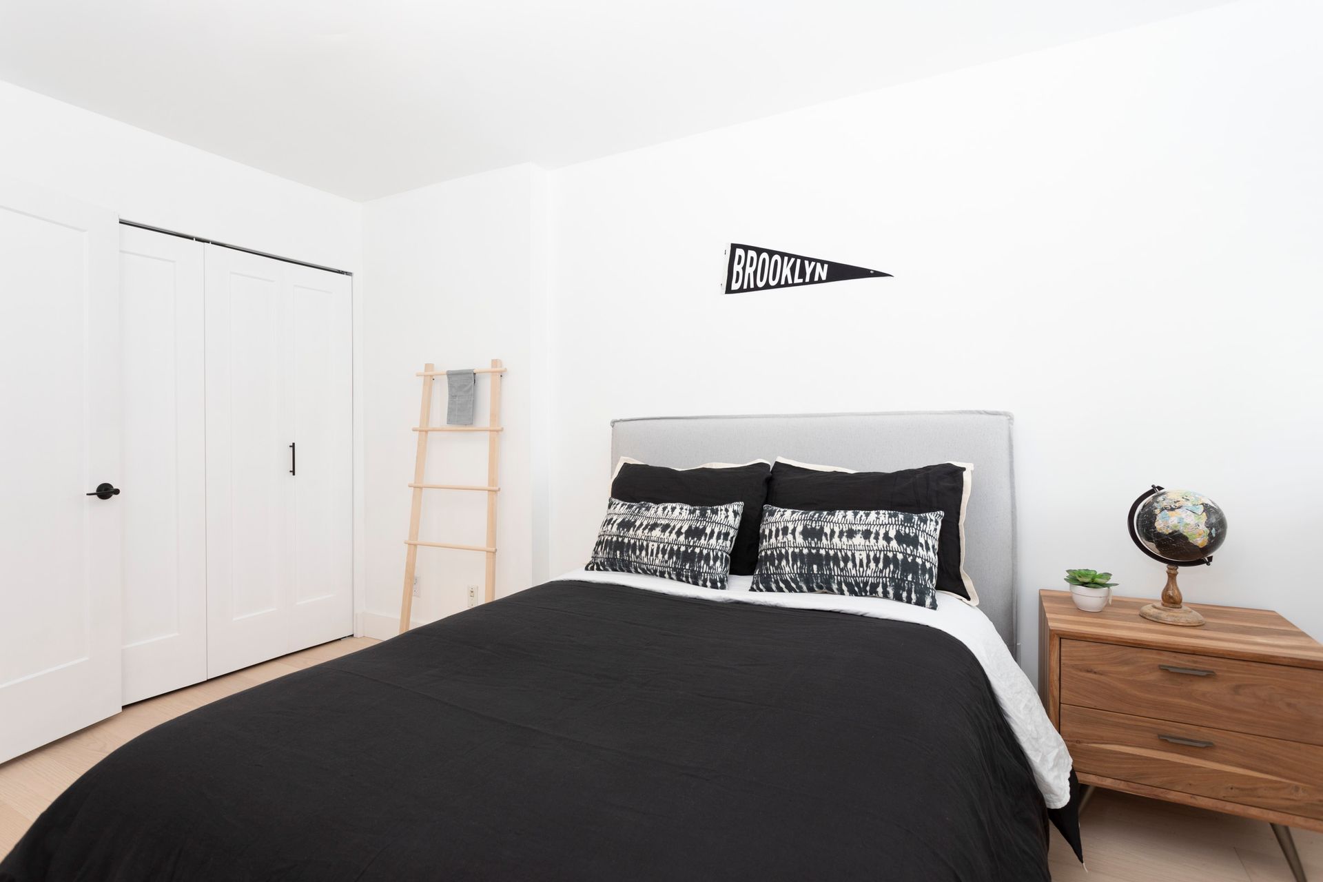 mac_818_32 at 818 Macintosh Street, Harbour Chines, Coquitlam