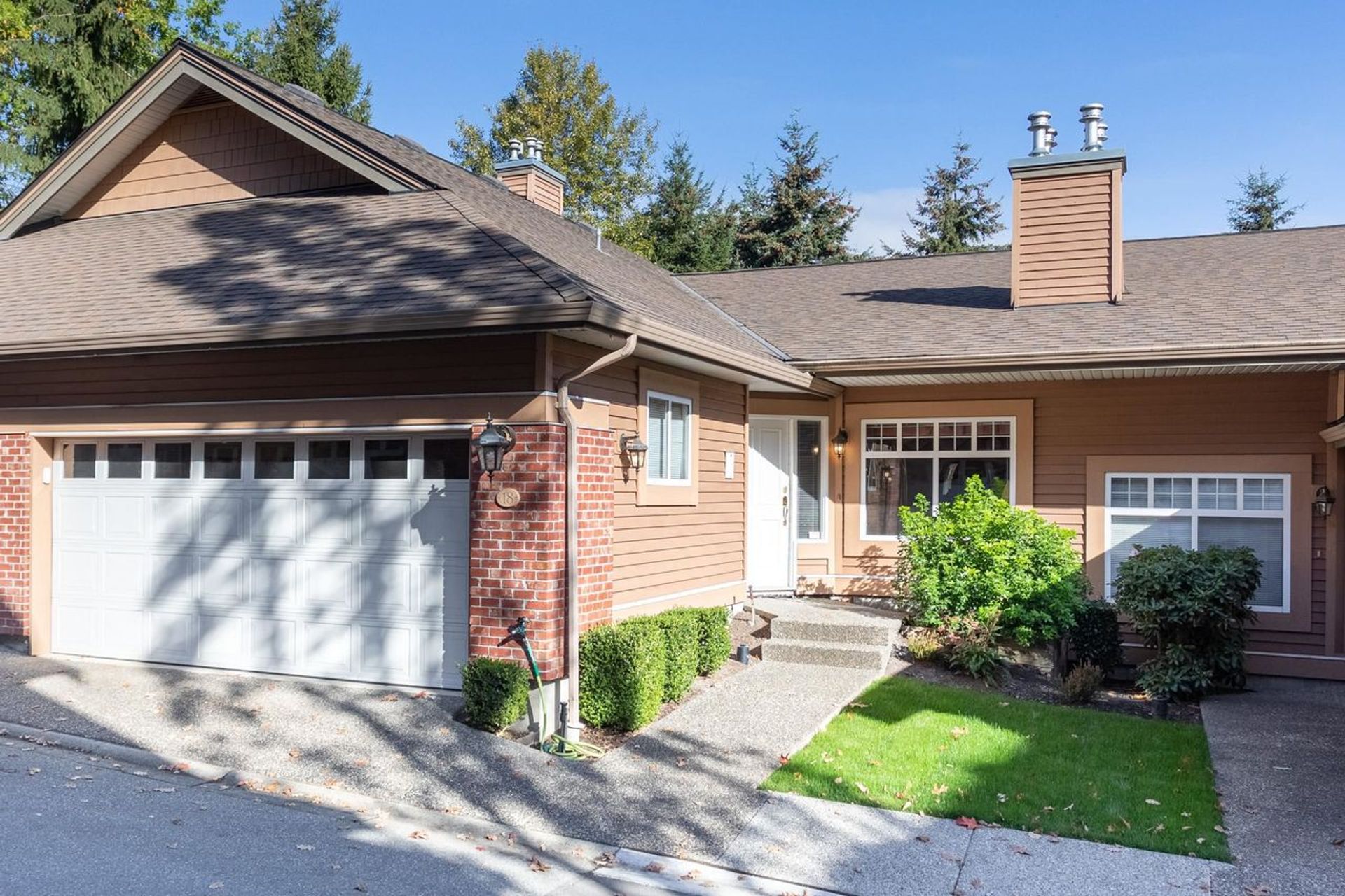 5201-oakmount-crescent-oaklands-burnaby-south-01 at 18 - 5201 Oakmount Crescent, Oaklands, Burnaby South