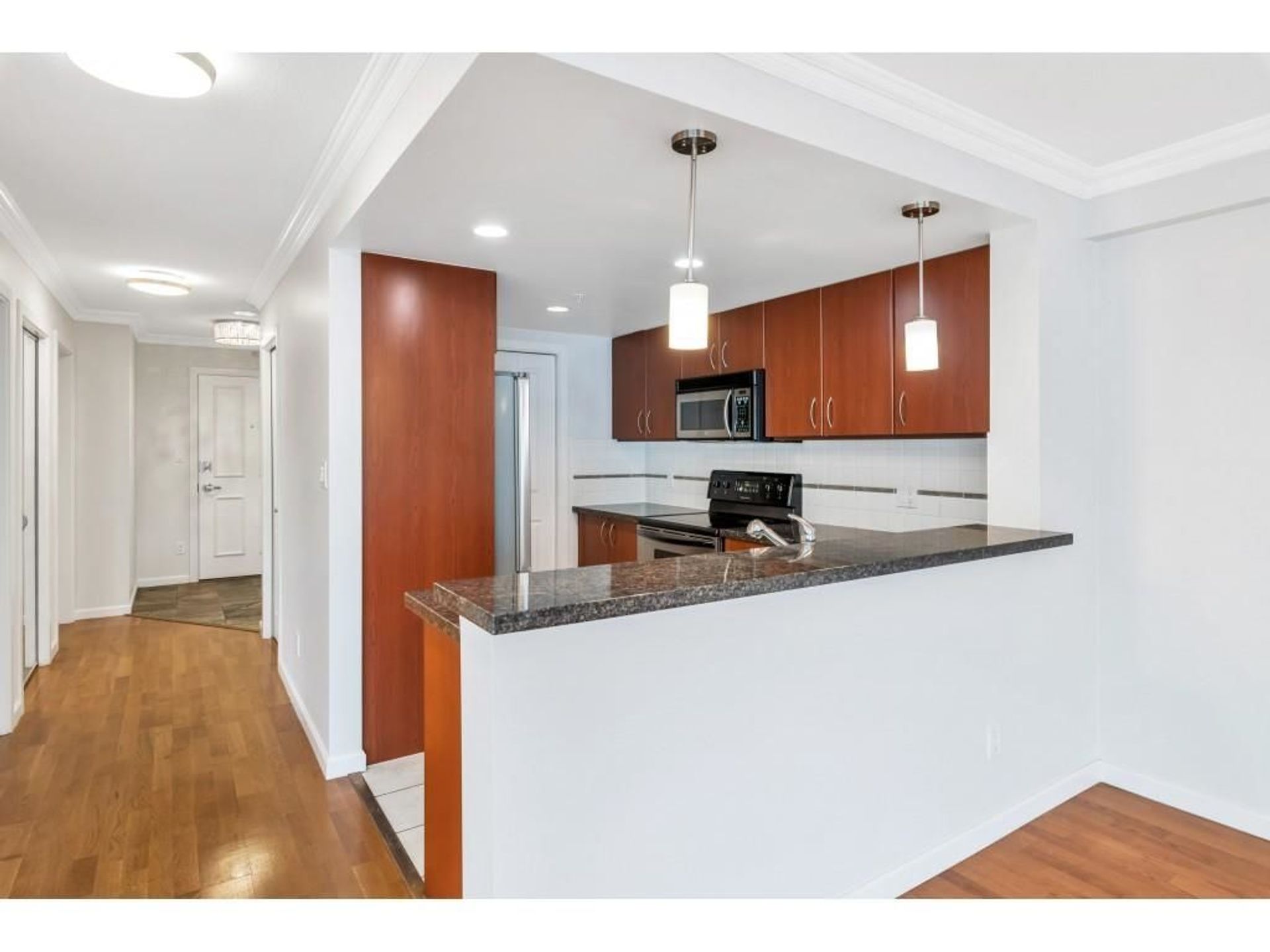 8c280fe0-ce89-4fe5-984b-305cd5345e14 at 407 - 235 Guildford Way, North Shore Pt Moody, Port Moody