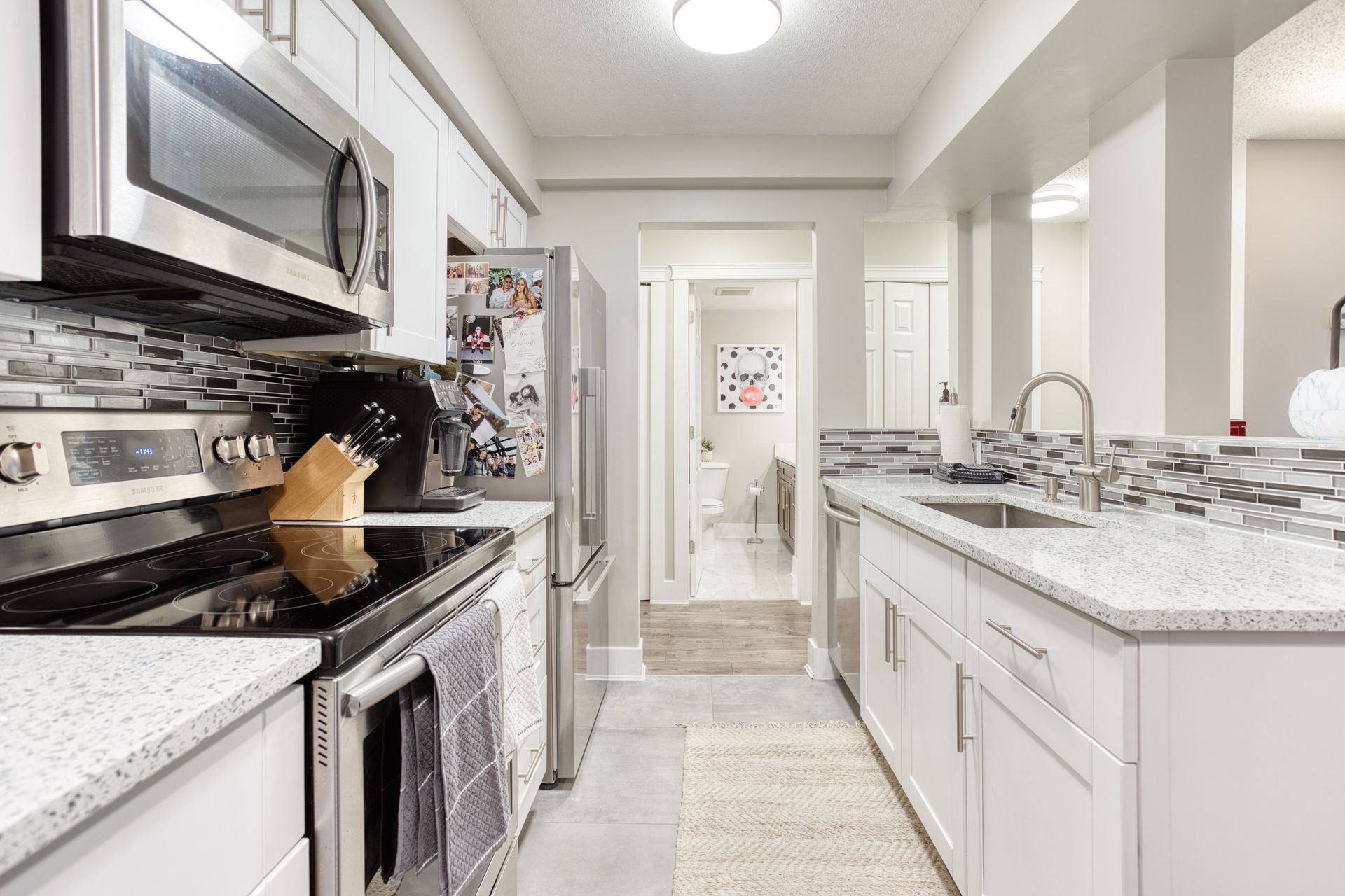 lgh10 at 102 - 4941 Lougheed Highway, Brentwood Park, Burnaby North