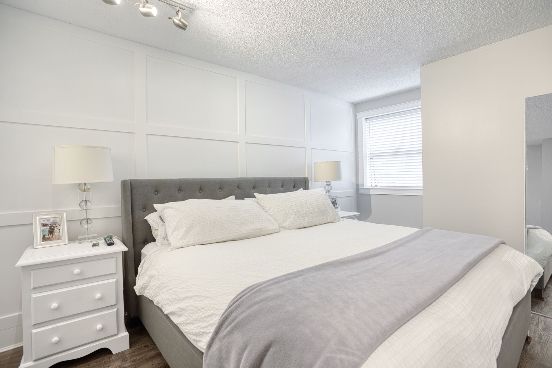 lgh2 at 102 - 4941 Lougheed Highway, Brentwood Park, Burnaby North