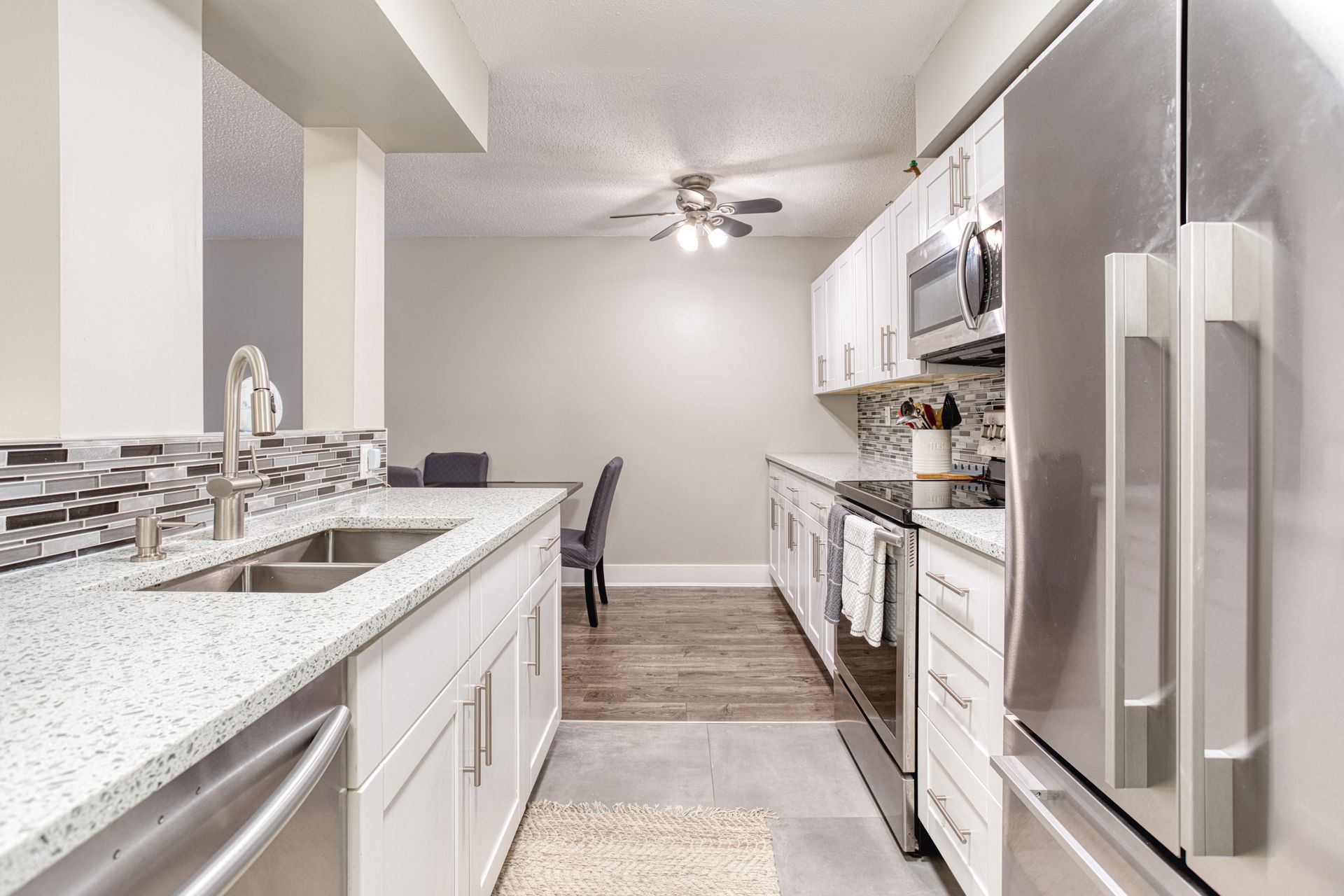 lgh8 at 102 - 4941 Lougheed Highway, Brentwood Park, Burnaby North