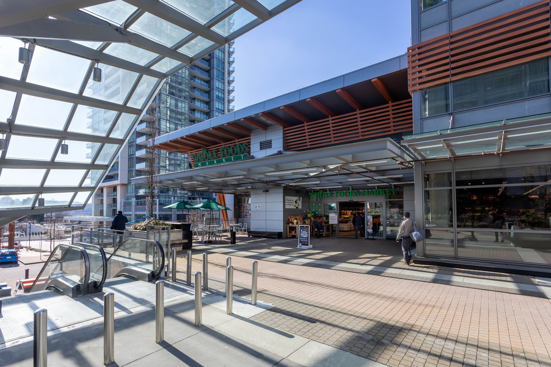 solo49 at 102 - 4941 Lougheed Highway, Brentwood Park, Burnaby North