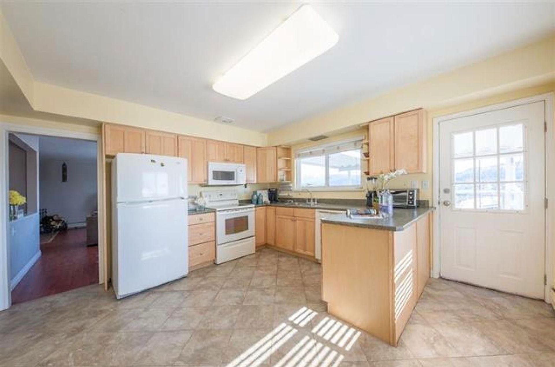 12-n-holdom-avenue-capitol-hill-bn-burnaby-north-36 at 12 N Holdom Avenue, Capitol Hill BN, Burnaby North