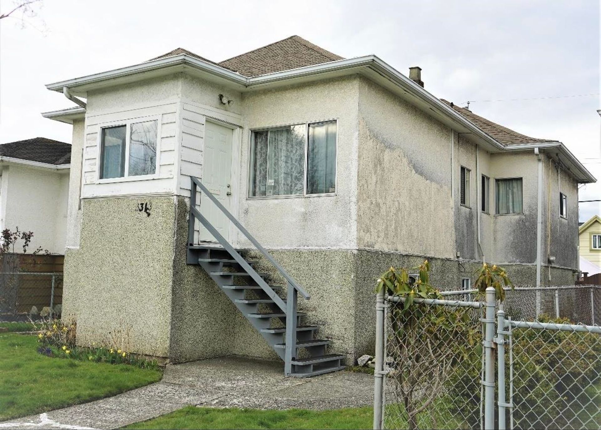 3313-william-street-renfrew-ve-vancouver-east-01 at 3313 William Street, Renfrew VE, Vancouver East