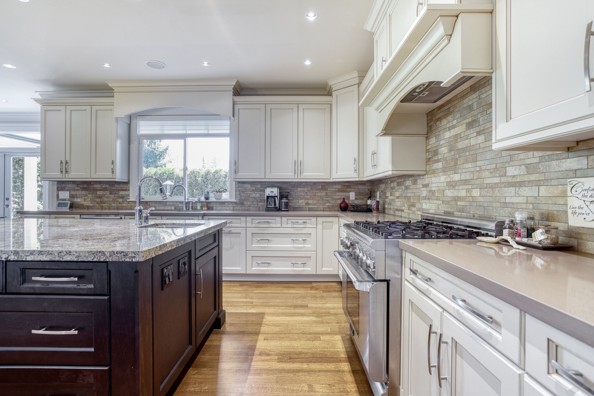 macs42 at 965 Macintosh Street, Harbour Chines, Coquitlam