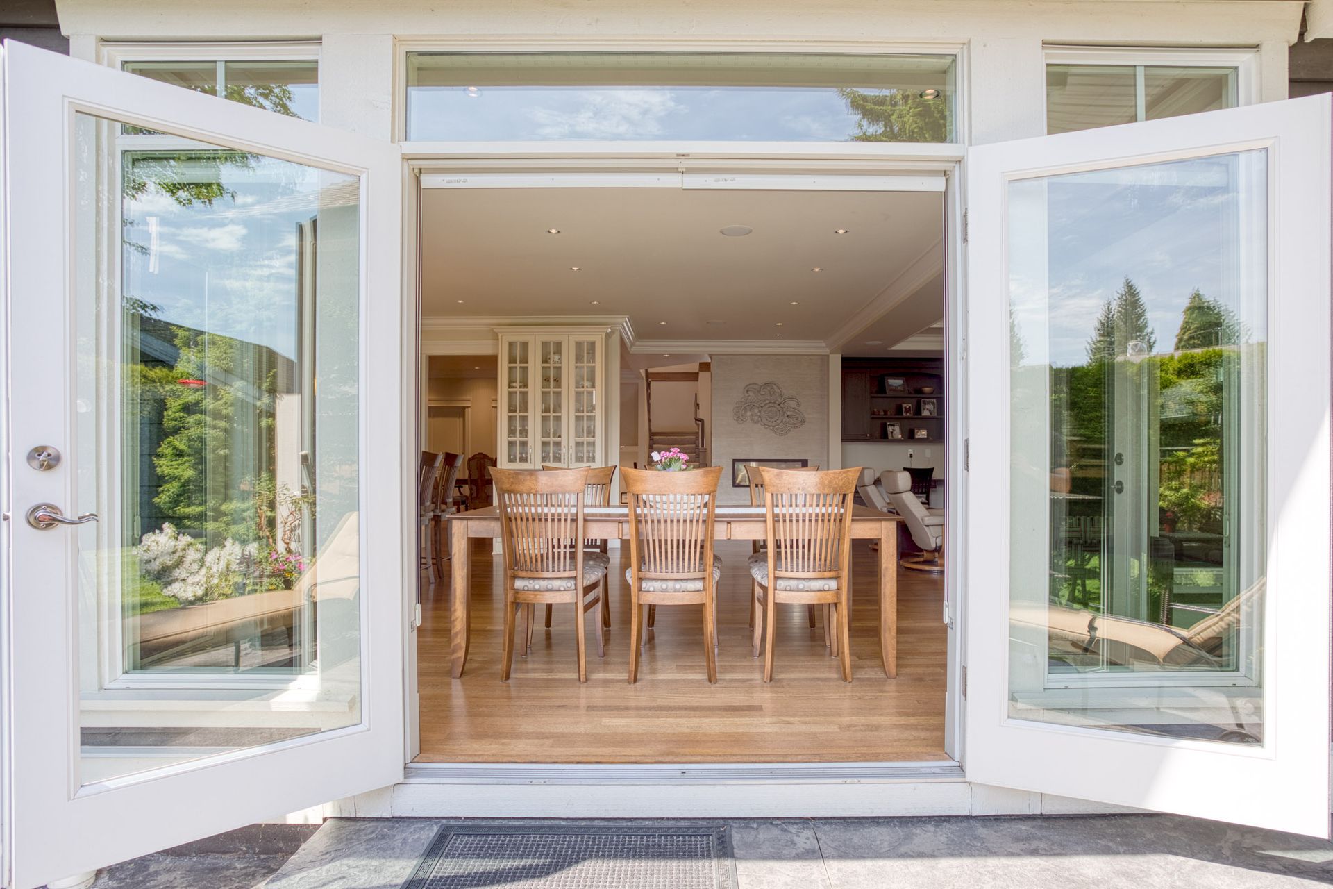 macs45 at 965 Macintosh Street, Harbour Chines, Coquitlam