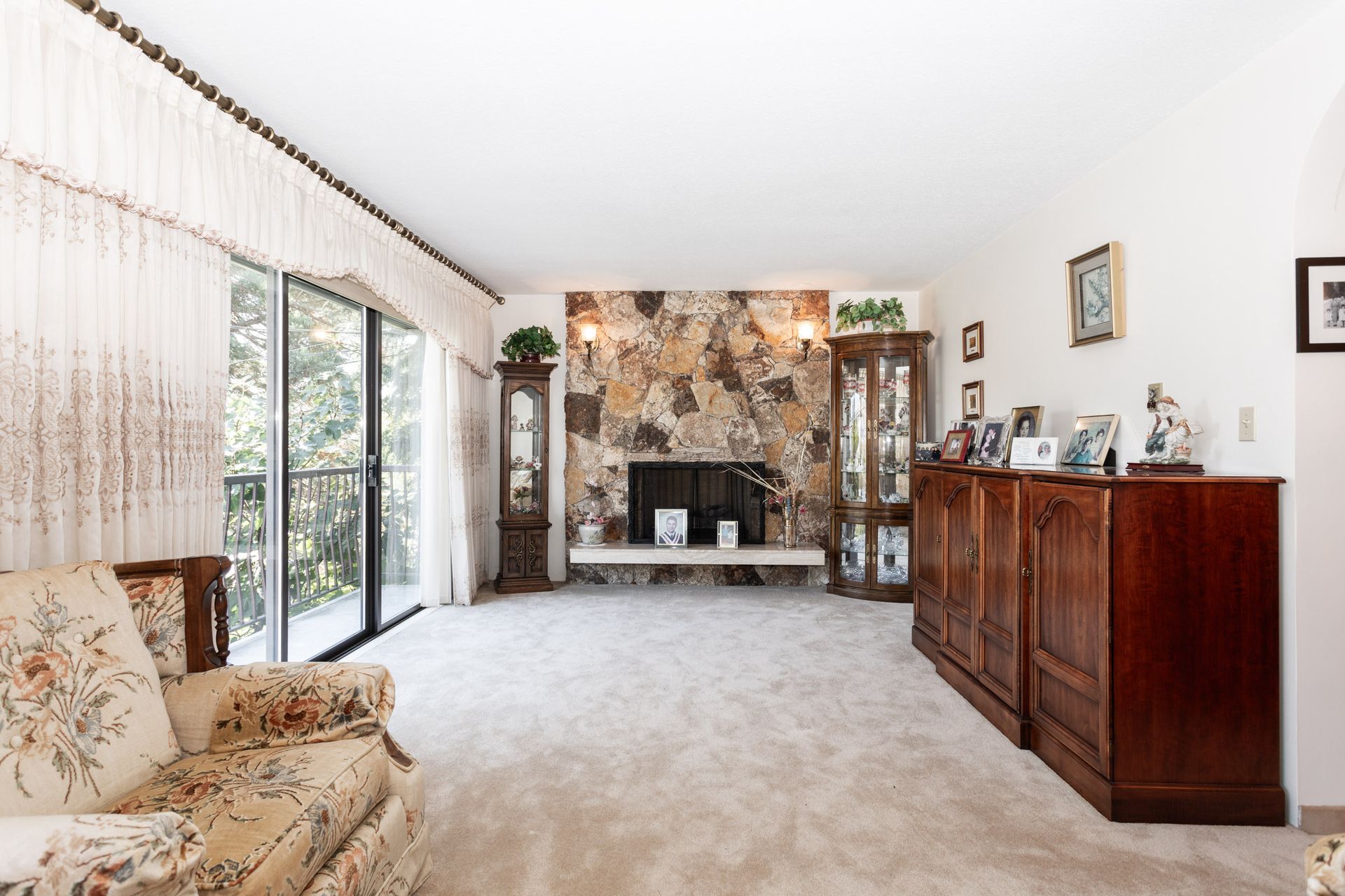 sus22 at 7295 Sussex Avenue, Metrotown, Burnaby South