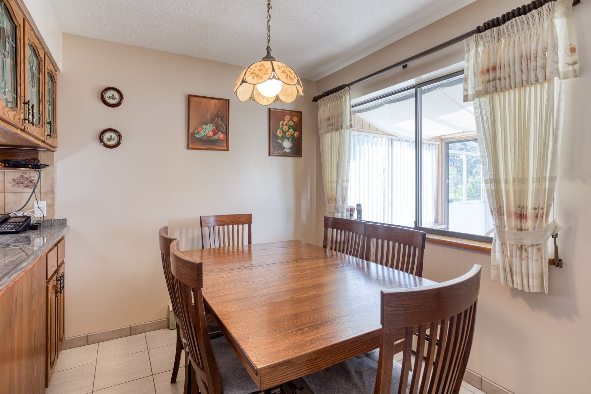 sus24 at 7295 Sussex Avenue, Metrotown, Burnaby South