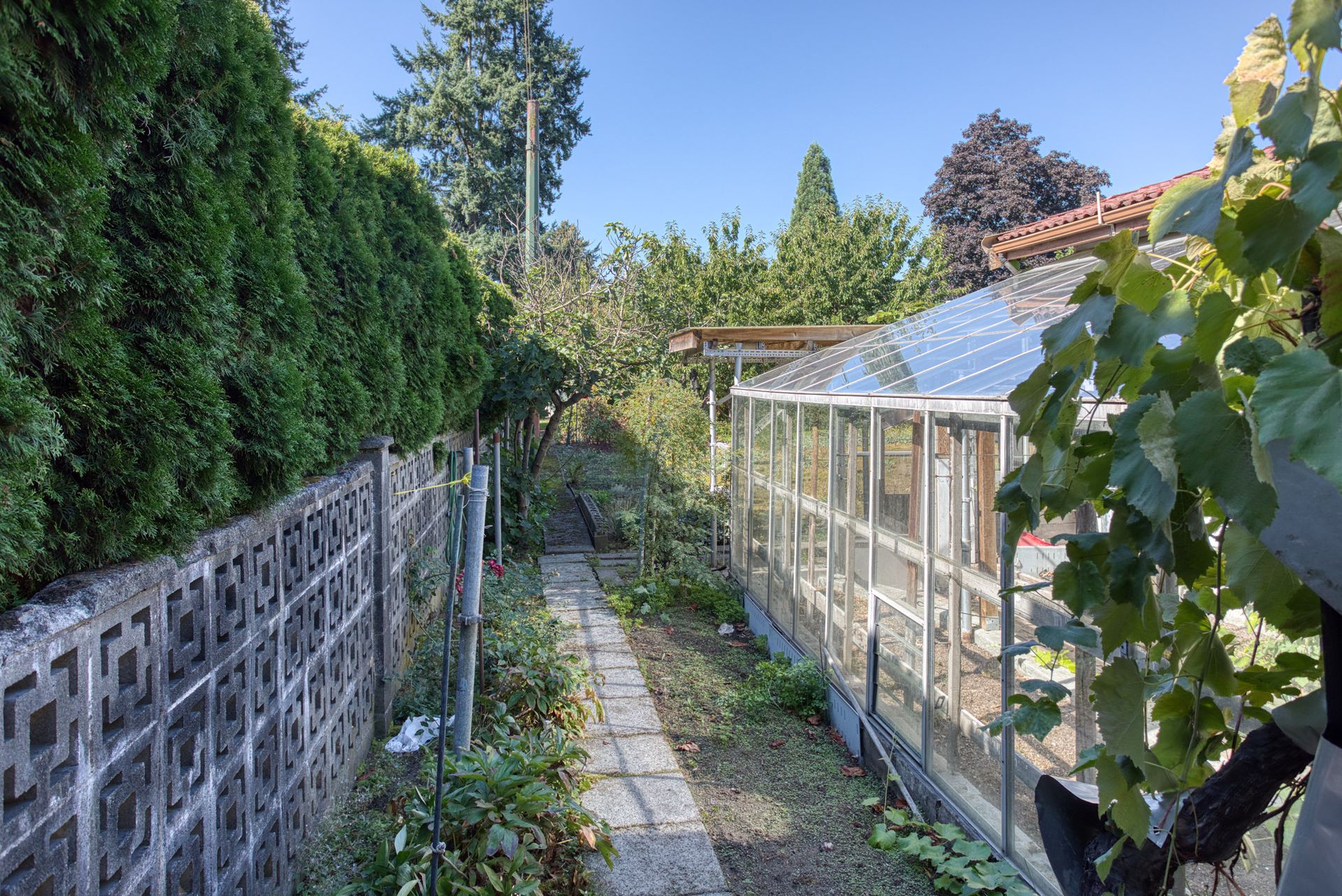 sus7 at 7295 Sussex Avenue, Metrotown, Burnaby South