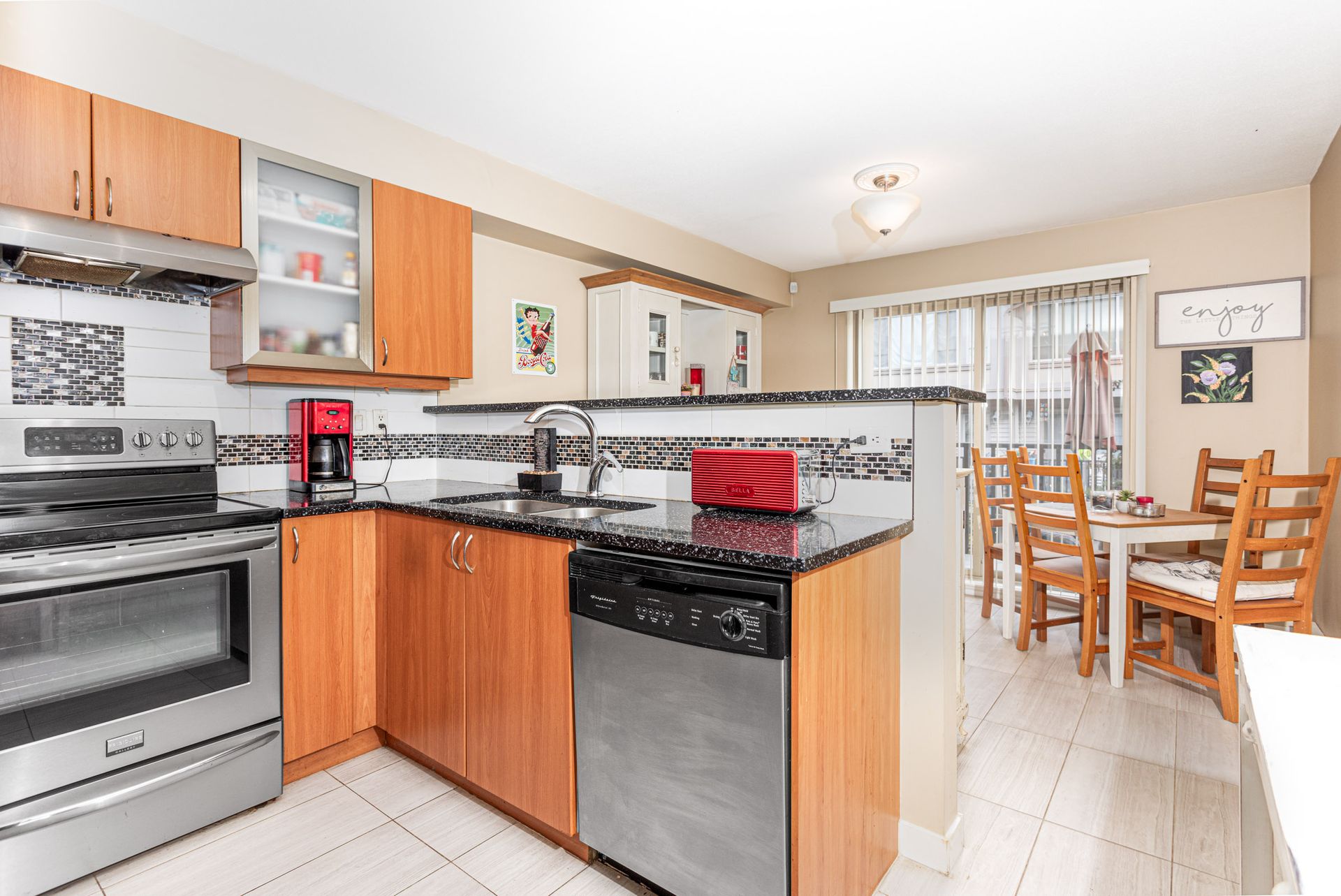 201alan3 at 13 - 5388 201a Street, Langley City, Langley