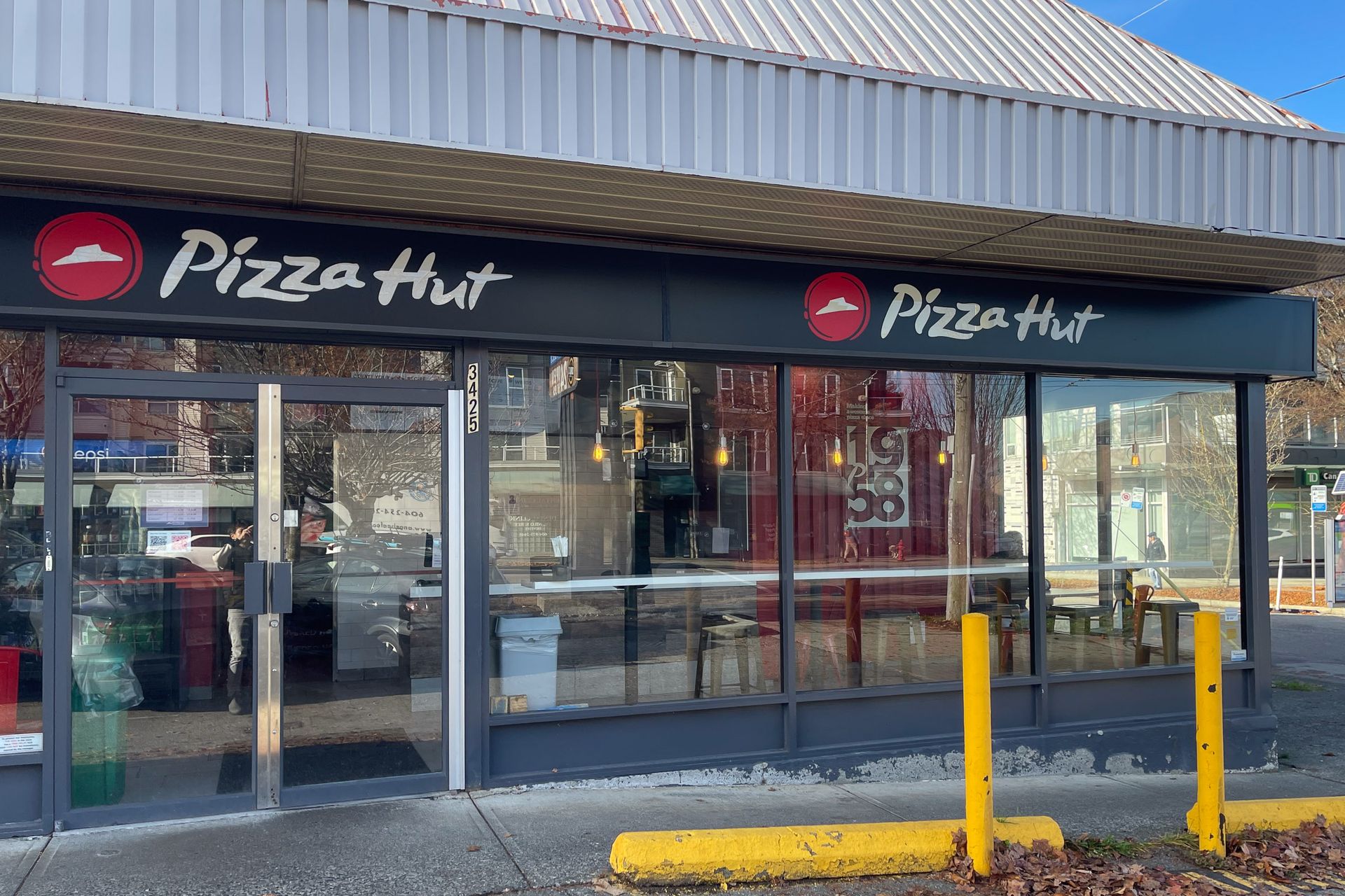 queb22 at 3477 Quebec Street, Main, Vancouver East