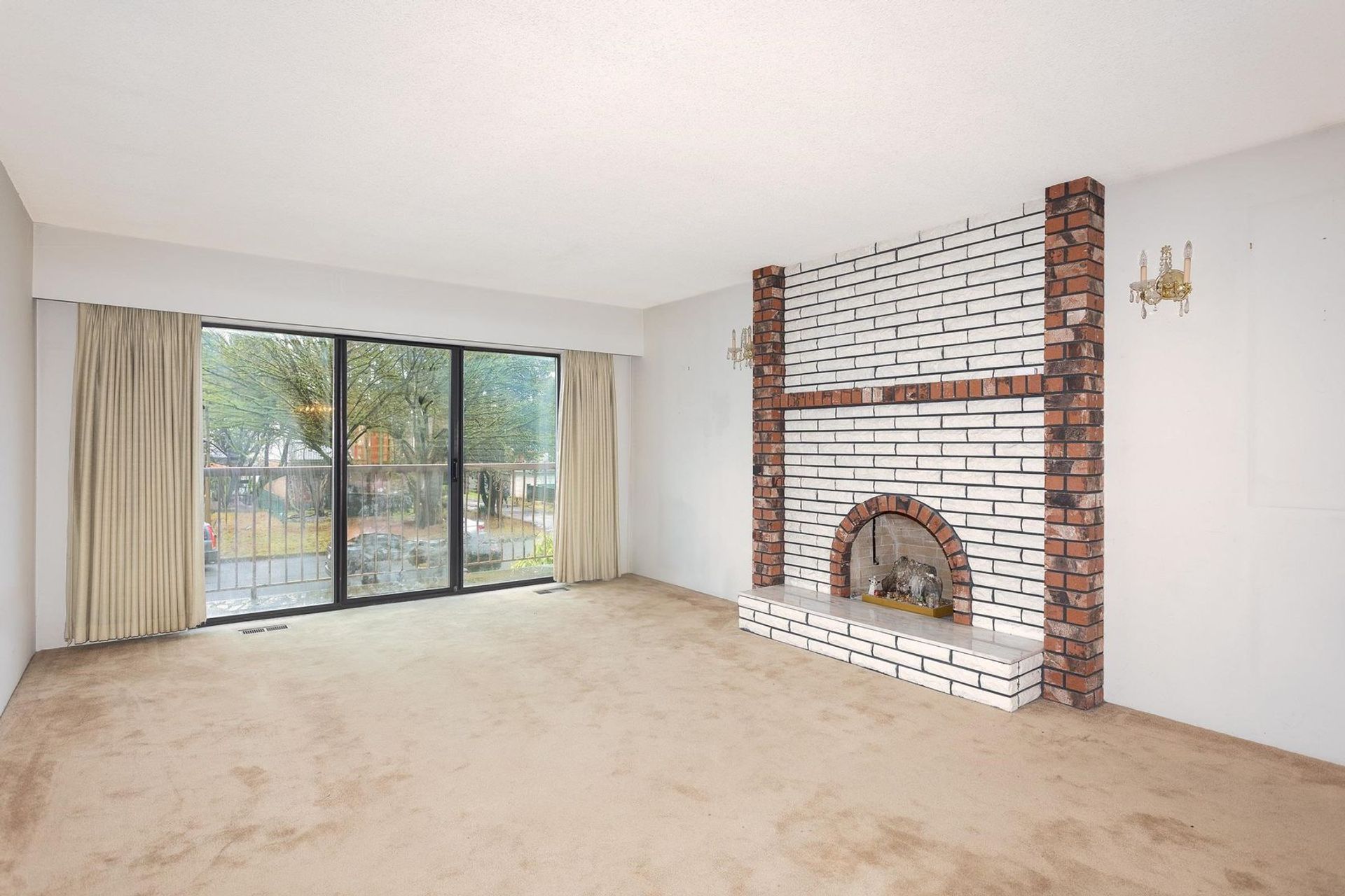 3317-e-6th-avenue-renfrew-ve-vancouver-east-04 at 3317 E 6th Avenue, Renfrew VE, Vancouver East