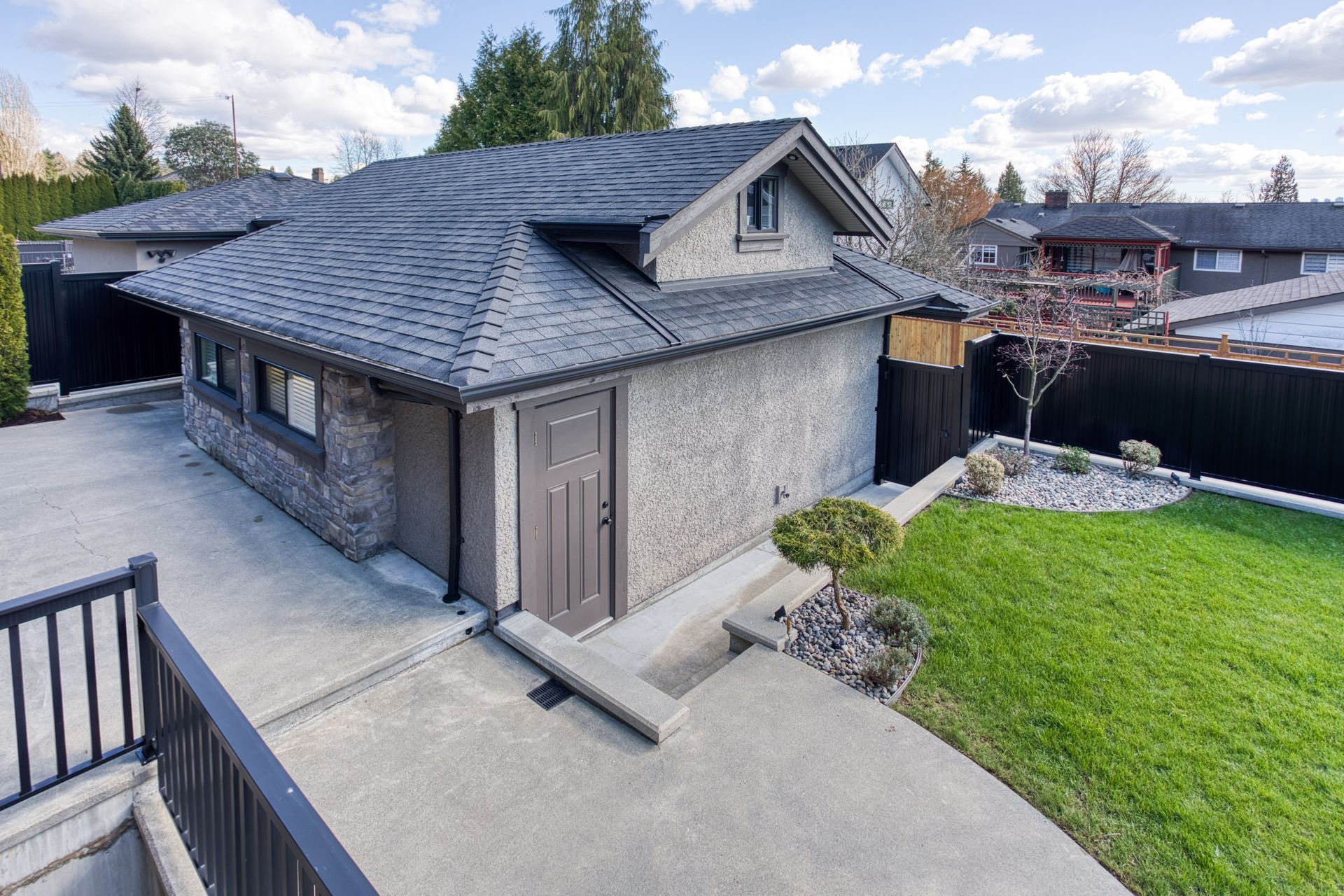 union23 at 5090 Union Street, Burnaby North