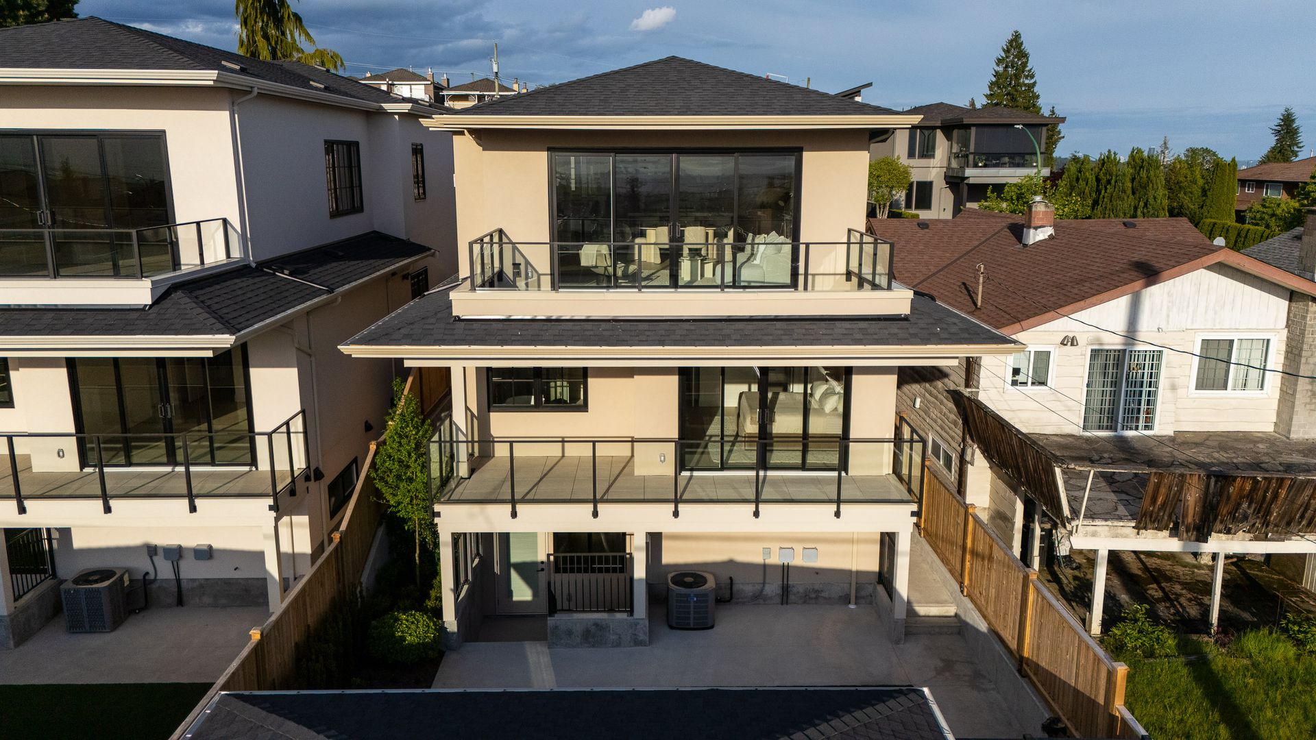 rnlg_14 at 135 Ranelagh Avenue, Capitol Hill BN, Burnaby North