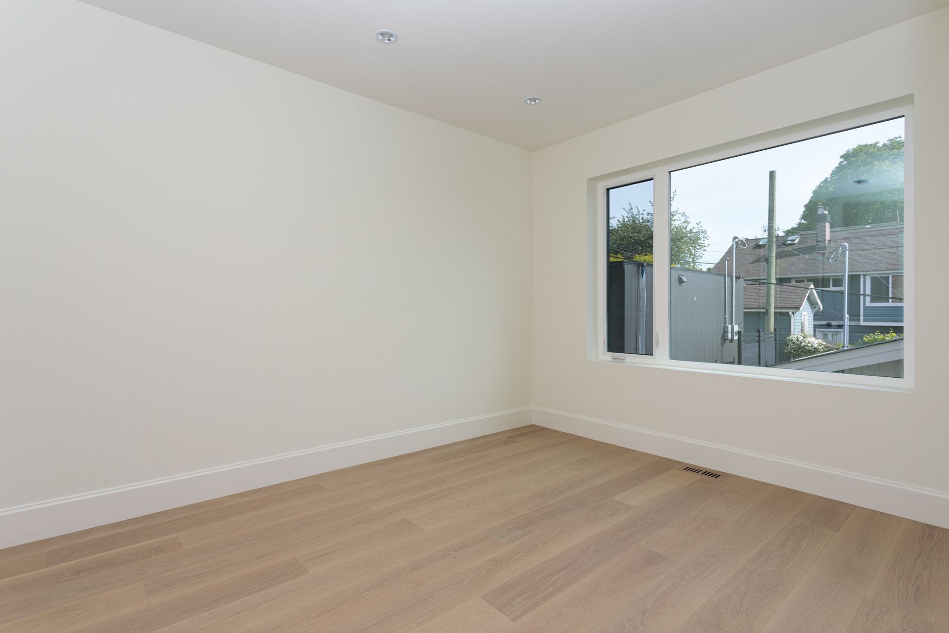 mg27 at 2 - 3596 Mcgill Street, Hastings Sunrise, Vancouver East