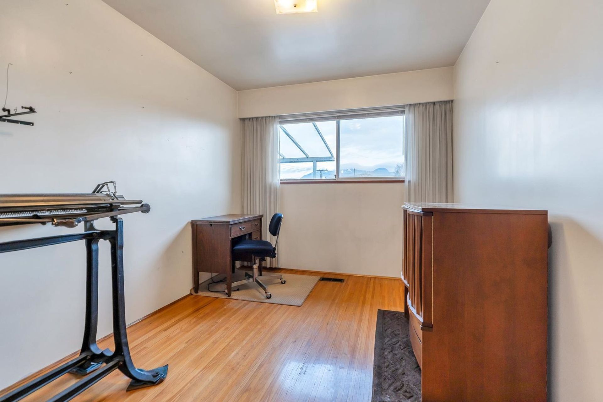2425-kitchener-street-renfrew-ve-vancouver-east-08 at 2425 Kitchener Street, Renfrew VE, Vancouver East