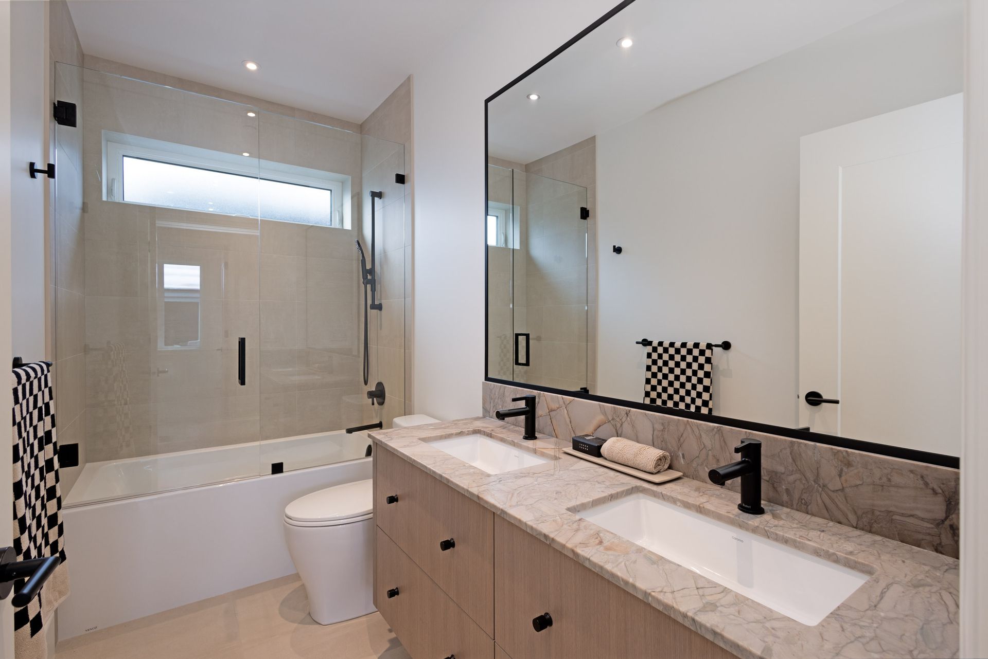 2380_13 at 2380 E 5th Avenue, Grandview Woodland, Vancouver East