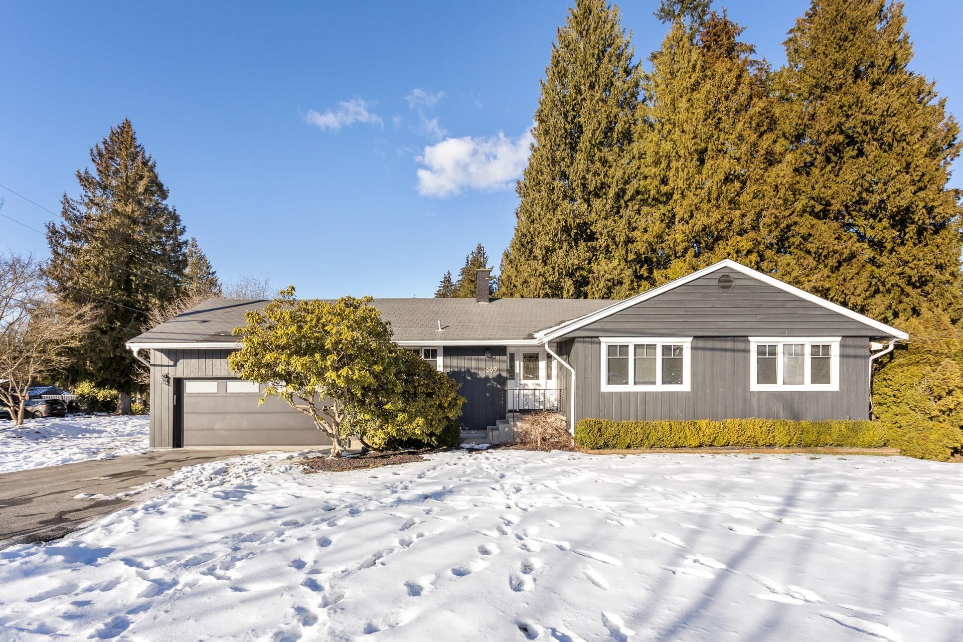 1669-harbour-drive-harbour-place-coquitlam-01 at 1669 Harbour Drive, Harbour Place, Coquitlam
