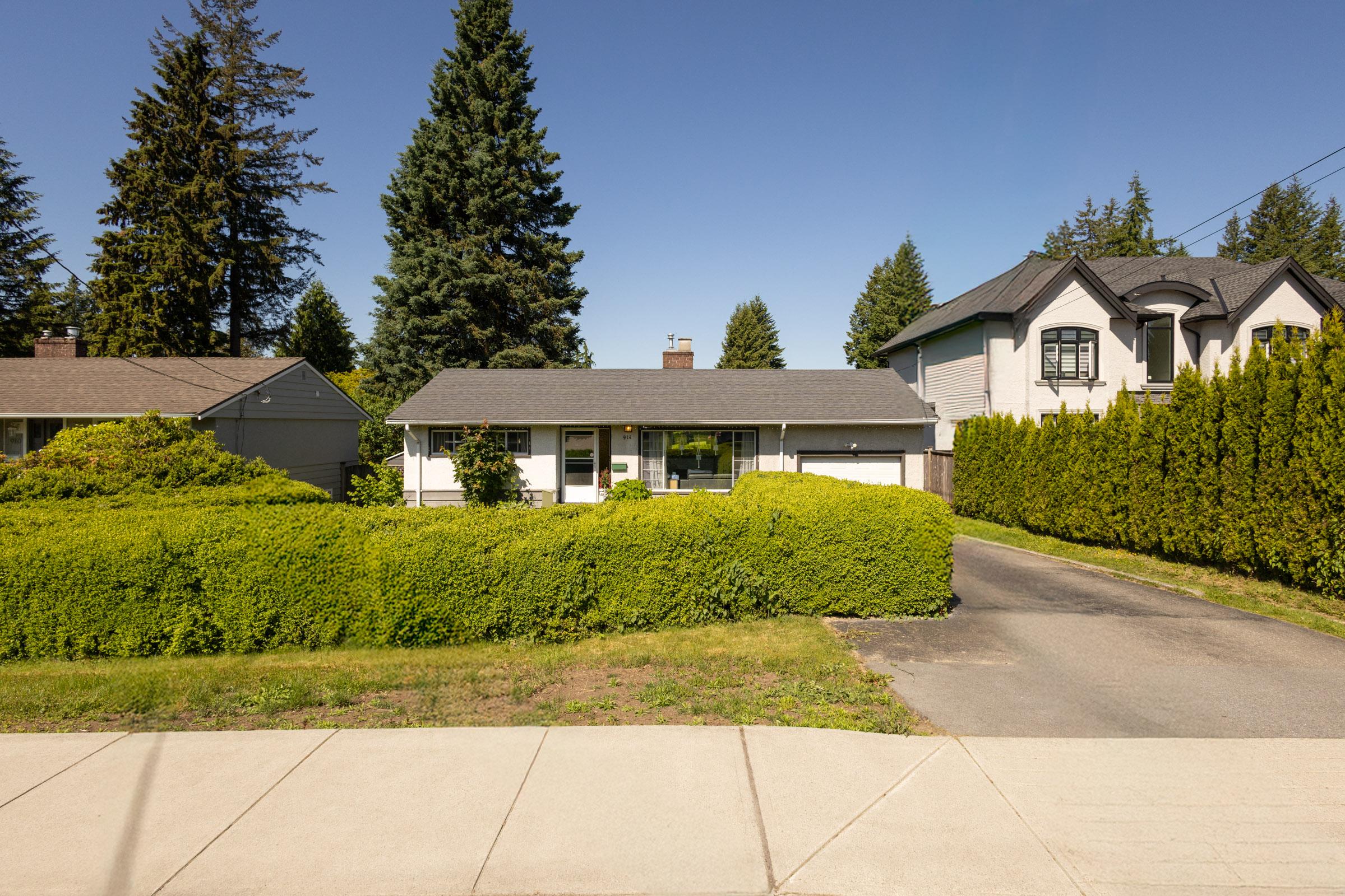 914 Macintosh Street, Harbour Chines, Coquitlam 