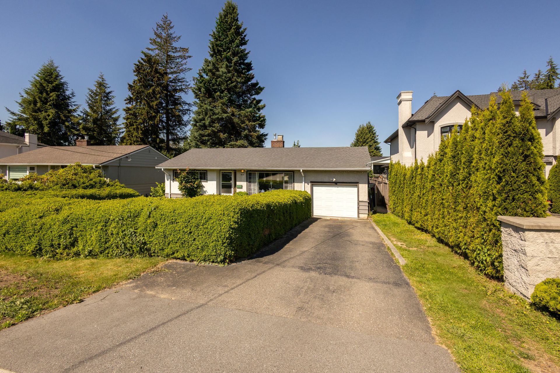 mach1 at 914 Macintosh Street, Harbour Chines, Coquitlam