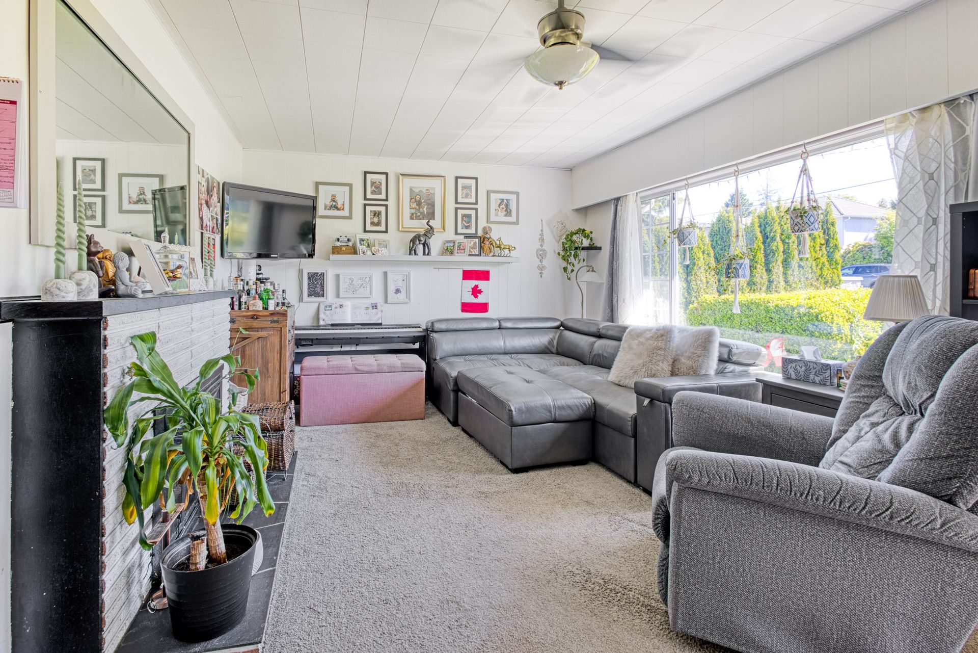 mach12 at 914 Macintosh Street, Harbour Chines, Coquitlam